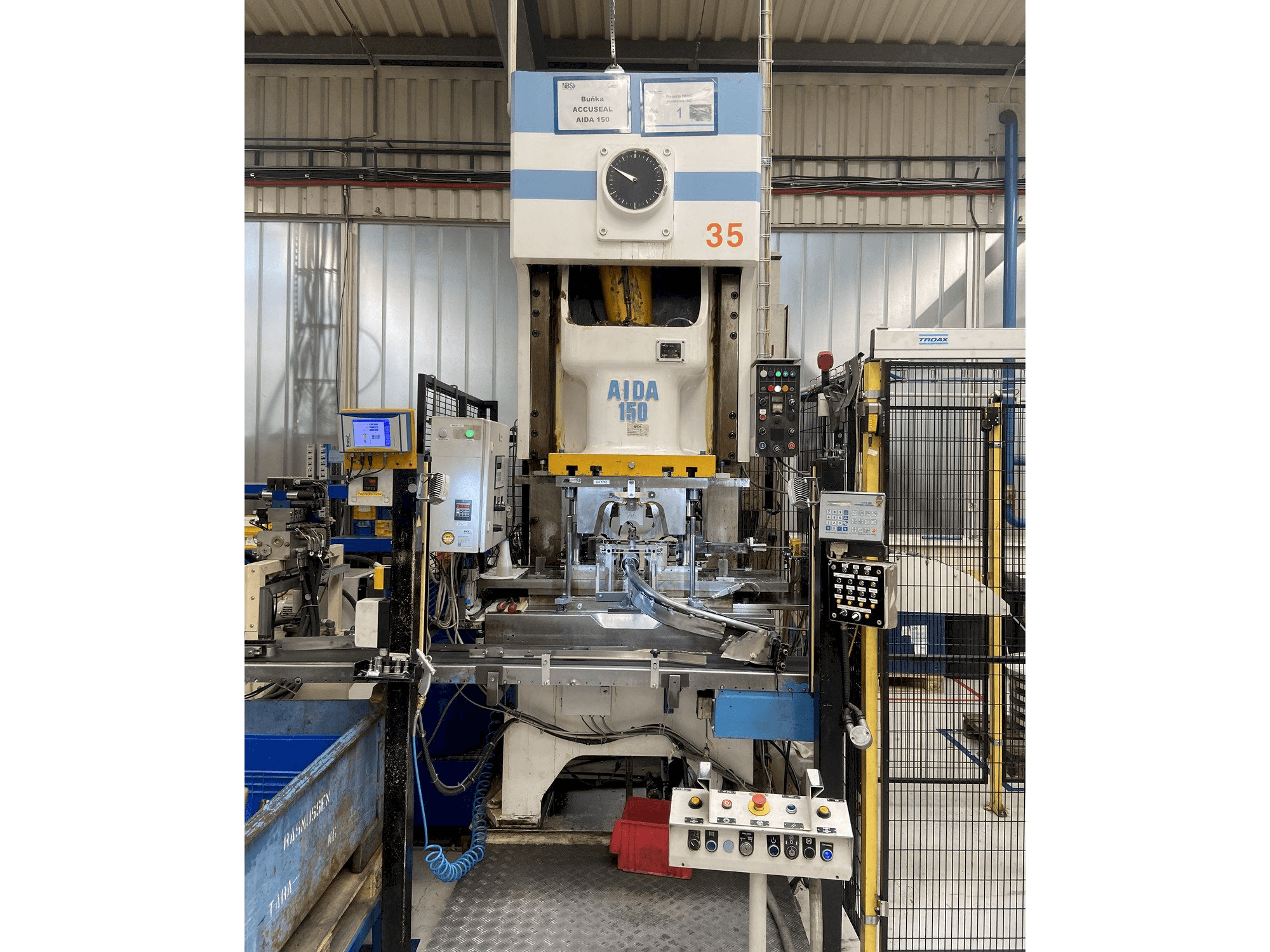 Koneen AIDA NC1-150(2) (1996) etunäkymä