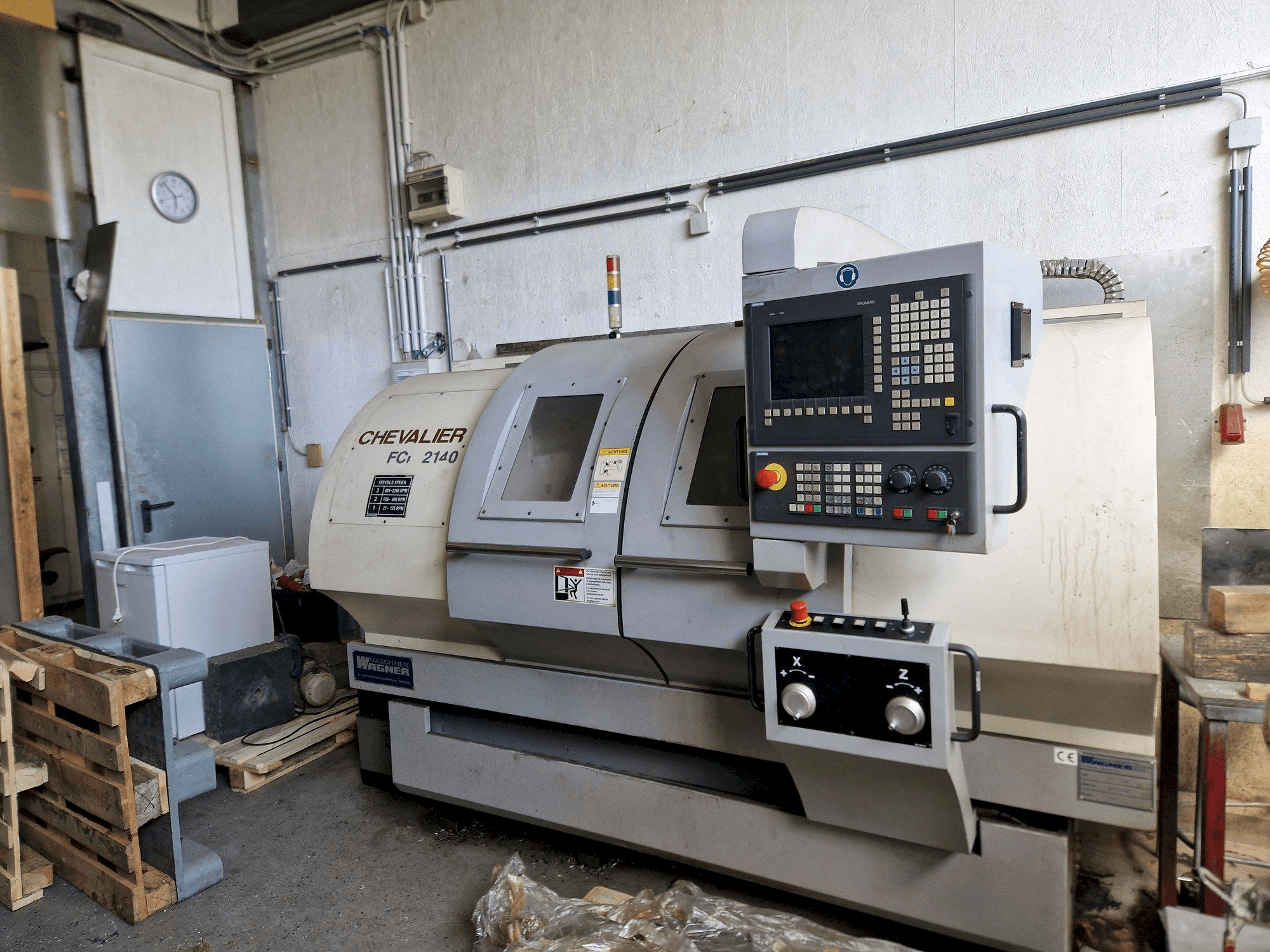 Koneen Chevalier FCL 2140 S etunäkymä