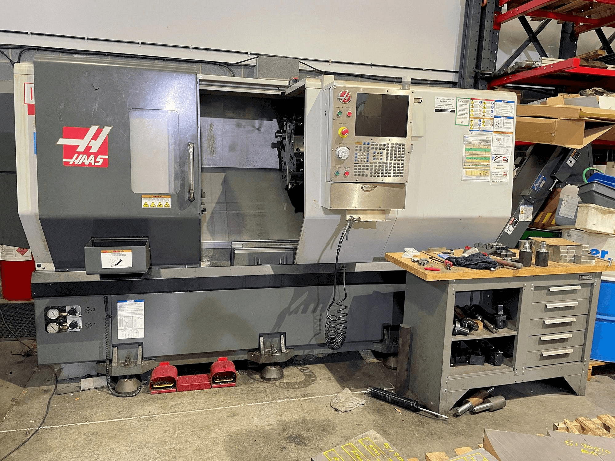 Koneen HAAS DS-30 etunäkymä