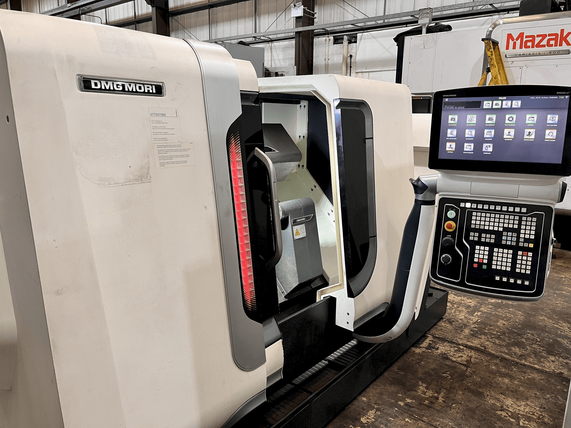 Koneen DMG CTX ALPHA 300 etunäkymä