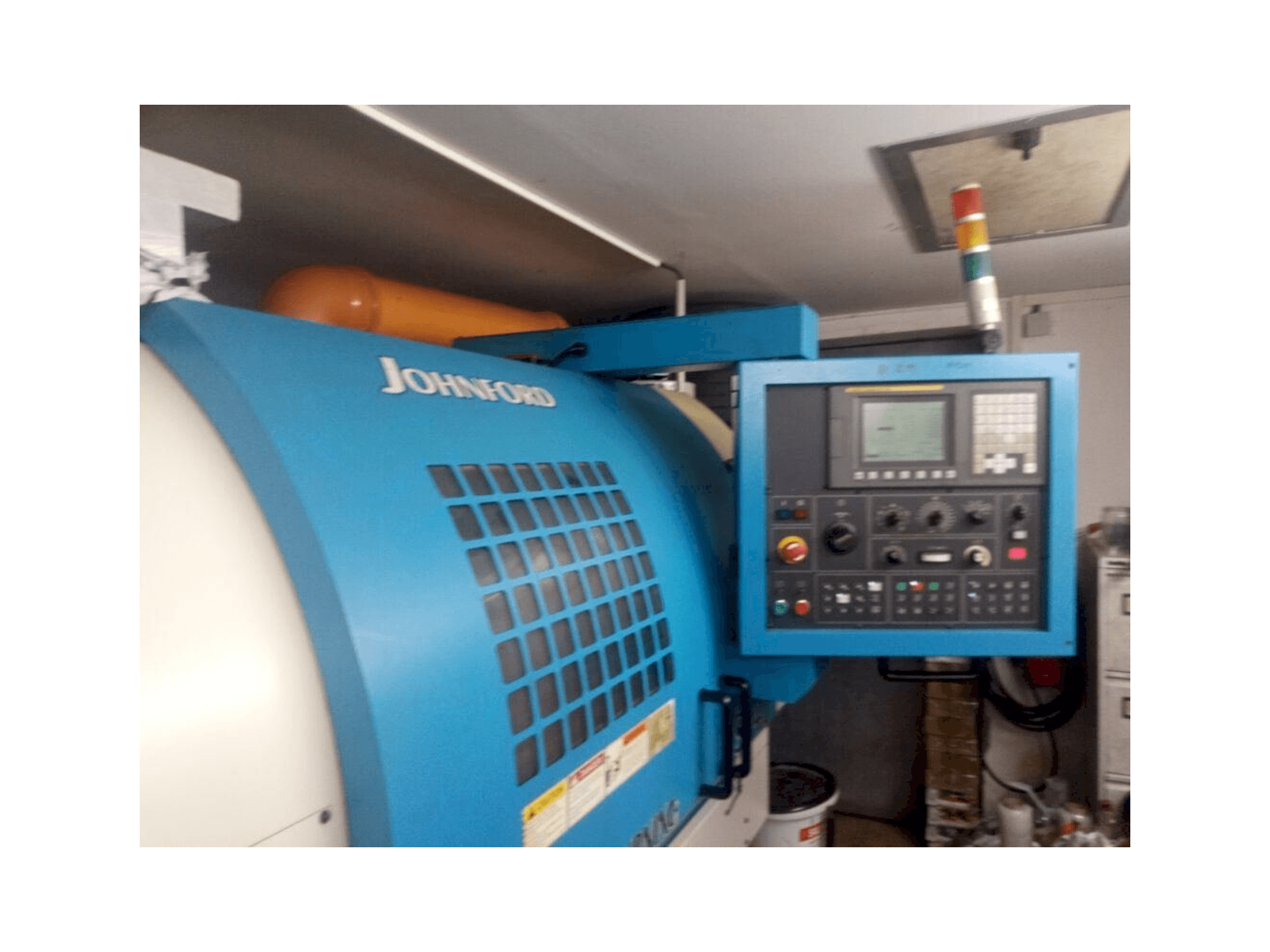 Koneen Johnford SL-40 etunäkymä