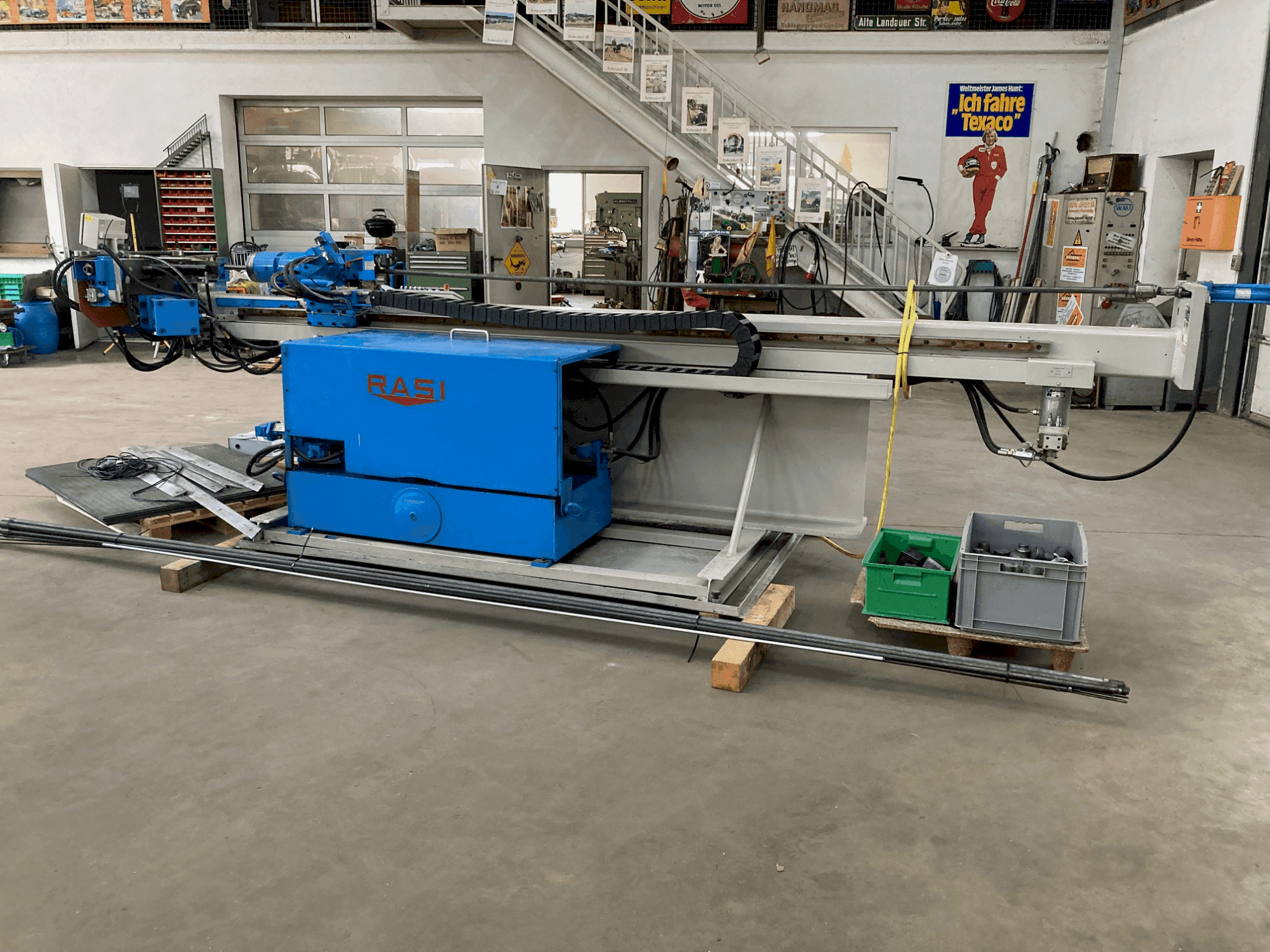 Koneen Rasi S80.2 V3 etunäkymä