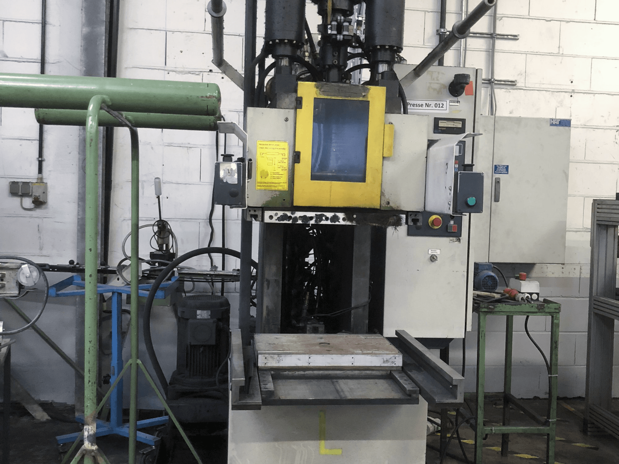 Koneen Kloeckner Desma 956.050 ZO Etunäkymä