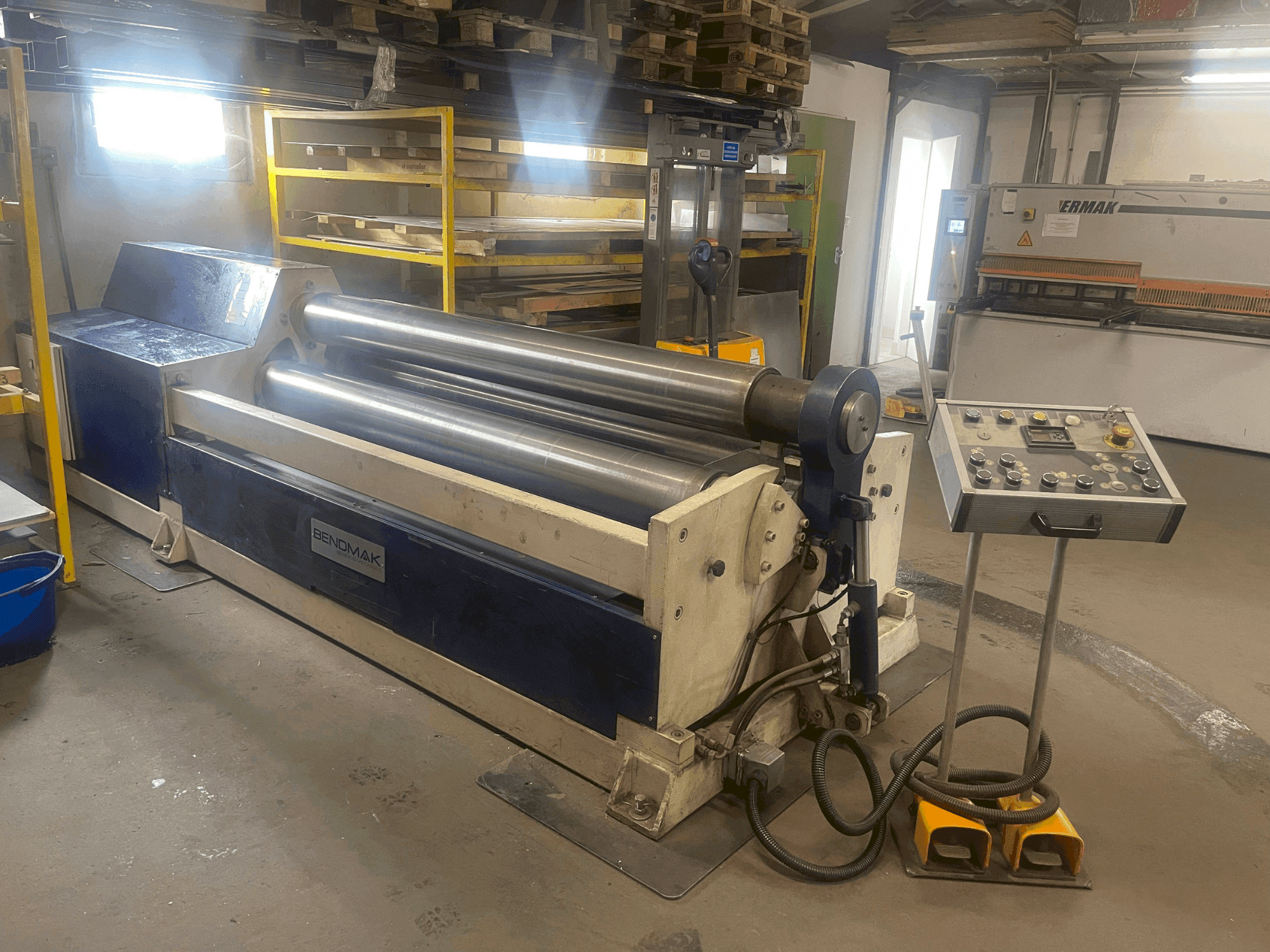 Koneen BENDMAK CY3R-HS 20/08 etunäkymä