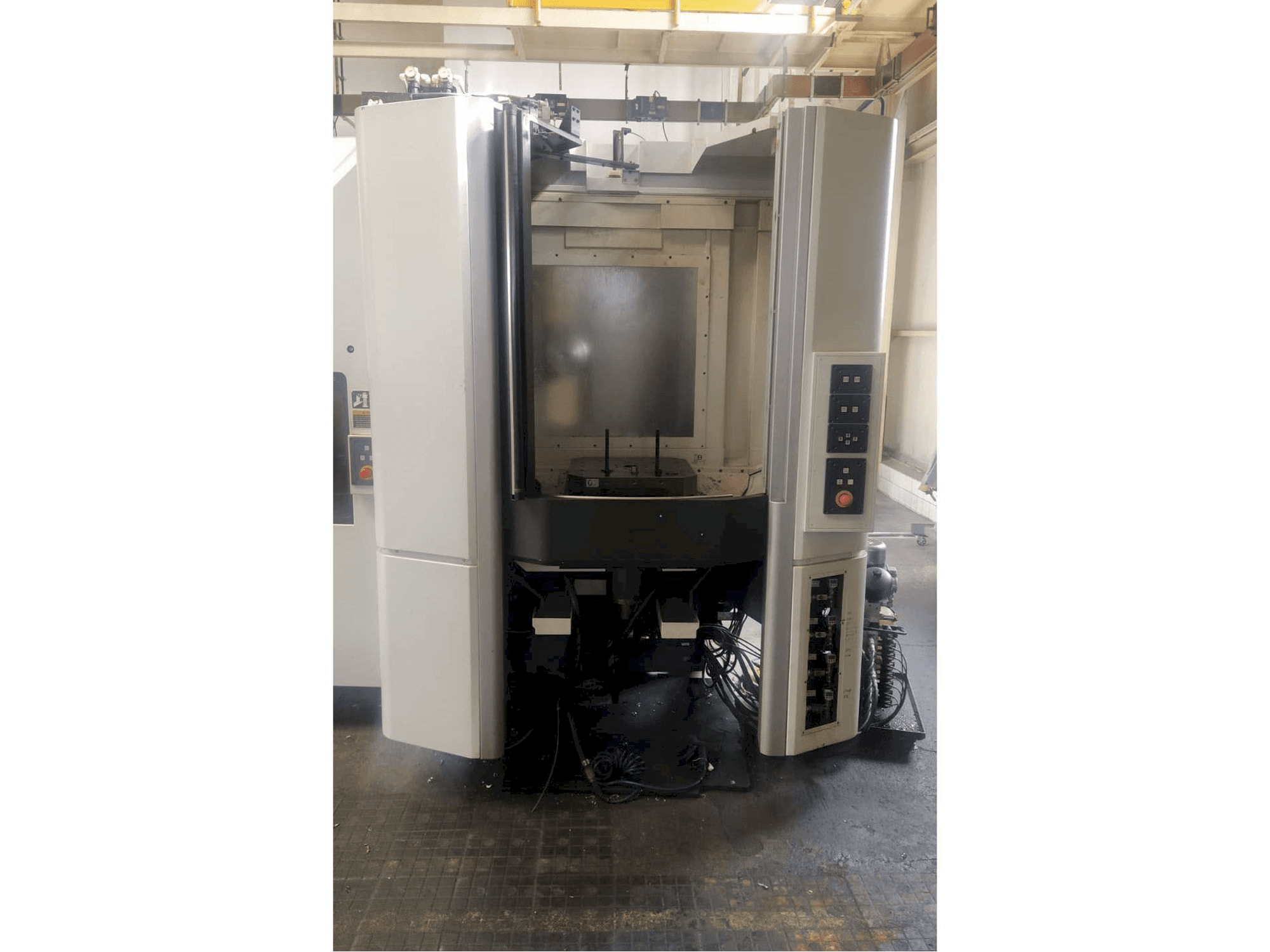 Koneen MORI SEIKI NHX 5000 etunäkymä
