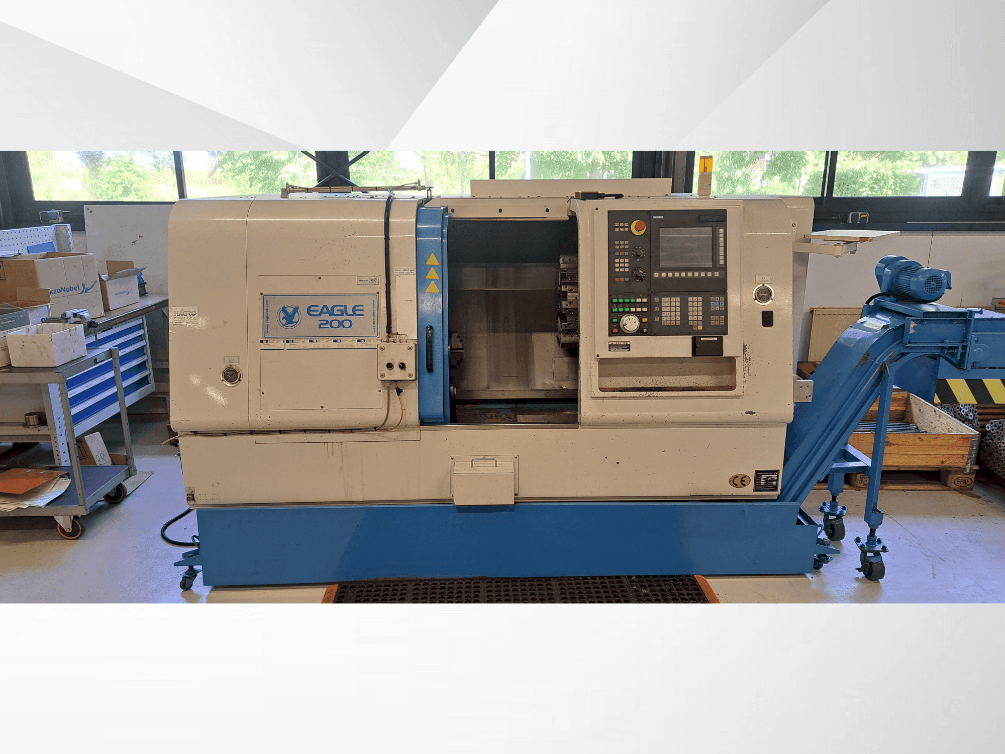 Koneen Dugard Eagle FCL-200HT etunäkymä