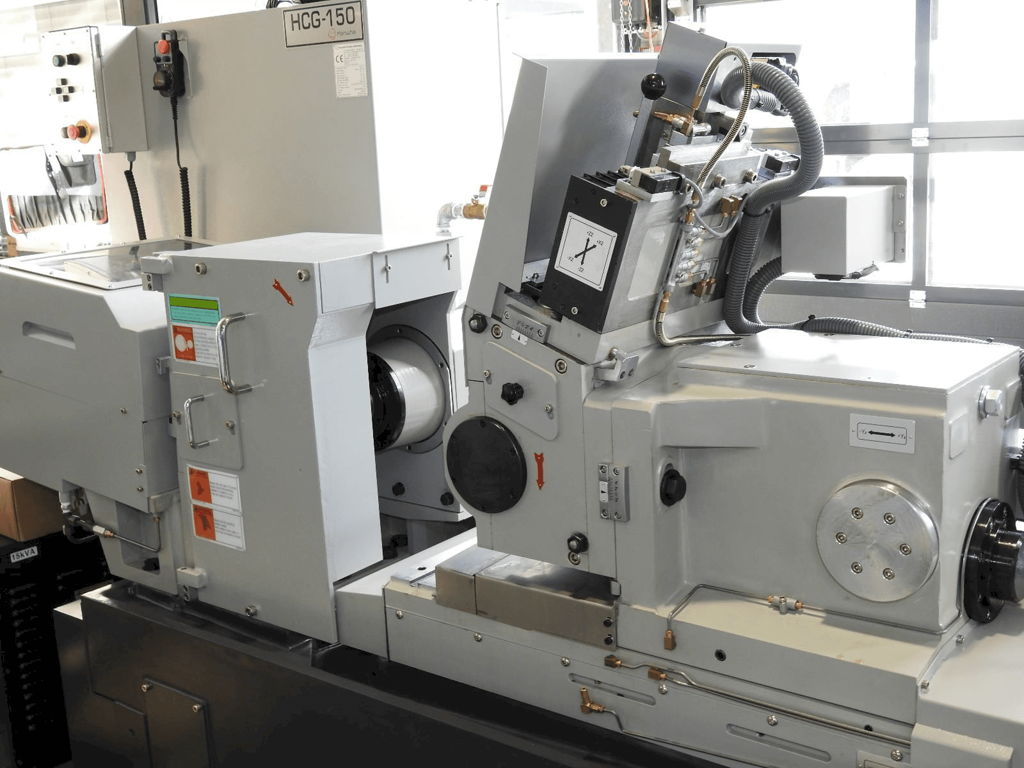 Koneen Hanwha HCG 150 etunäkymä