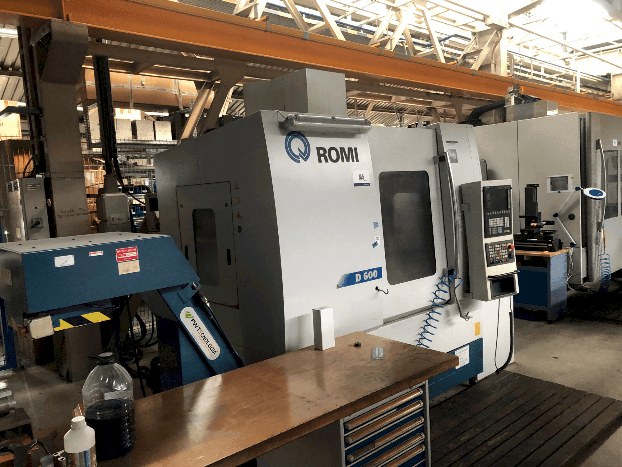 Koneen Romi D600 etunäkymä