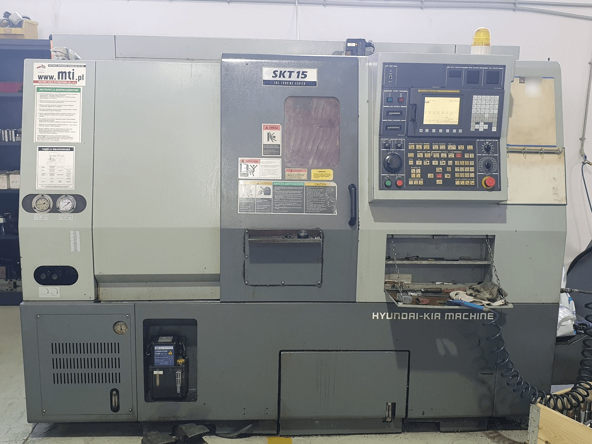 Koneen Hyundai Kia SKT15 etunäkymä