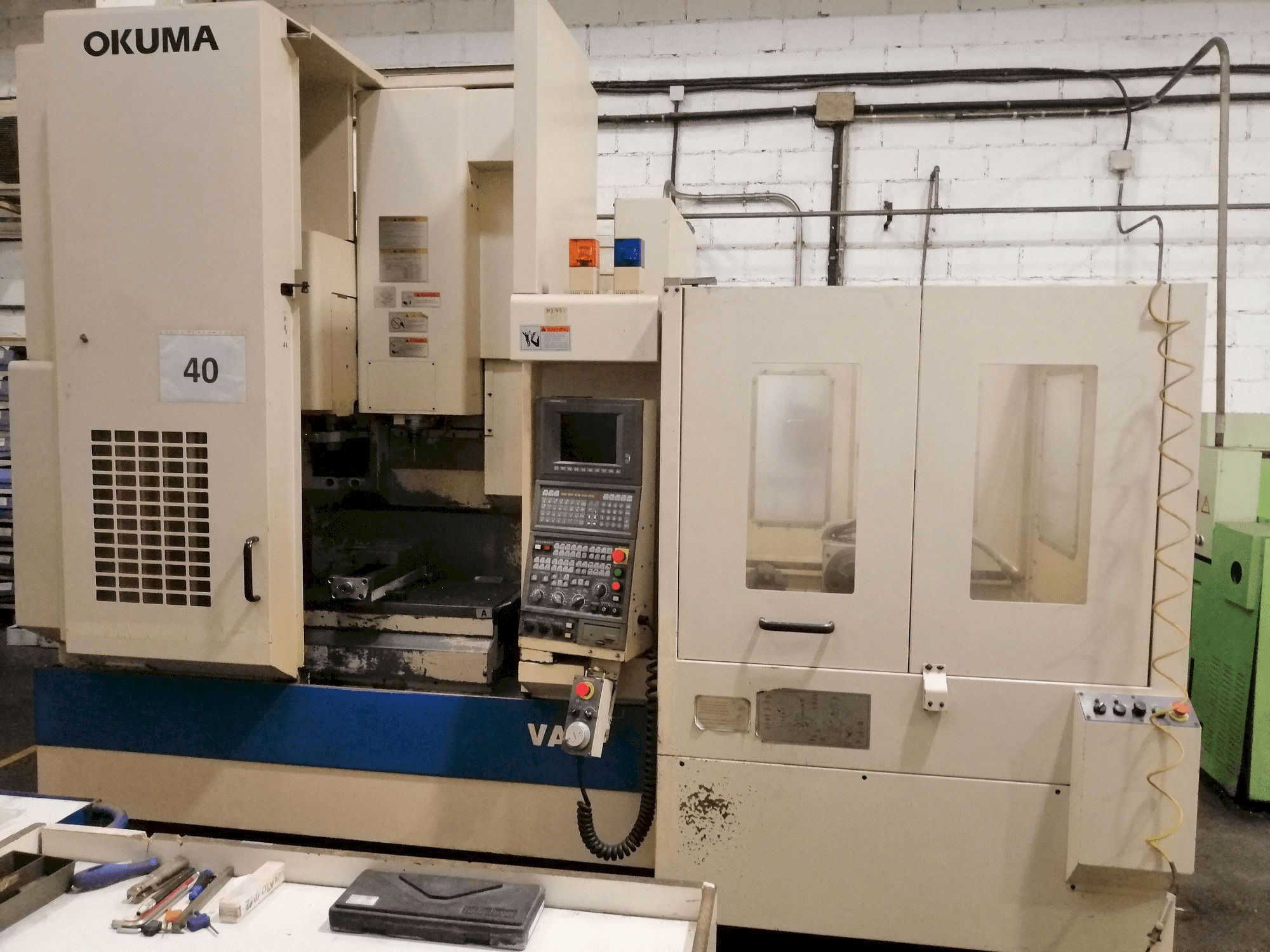 Koneen Okuma 45VAE etunäkymä