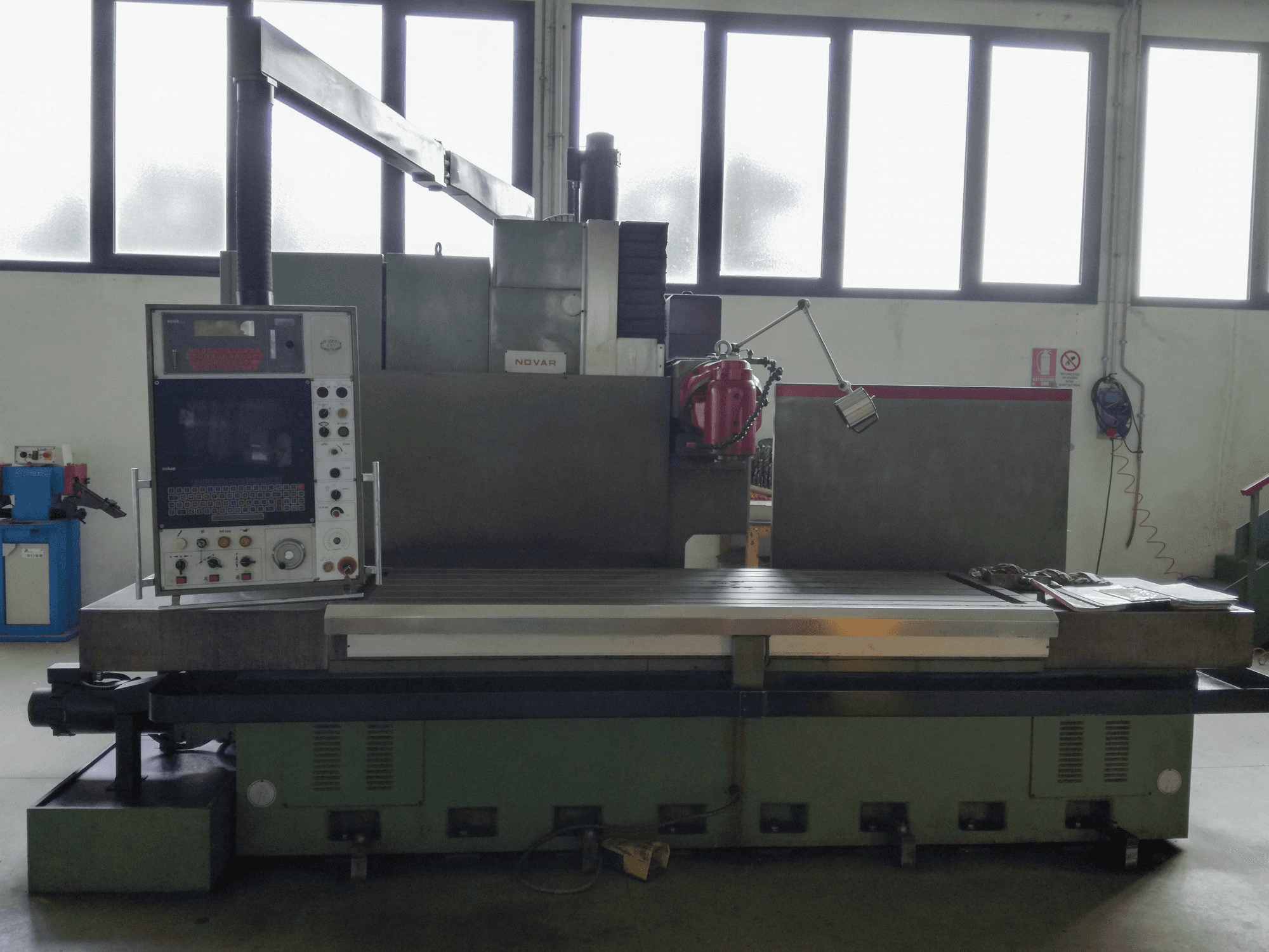 Koneen NOVAR etunäkymäKBF 2500