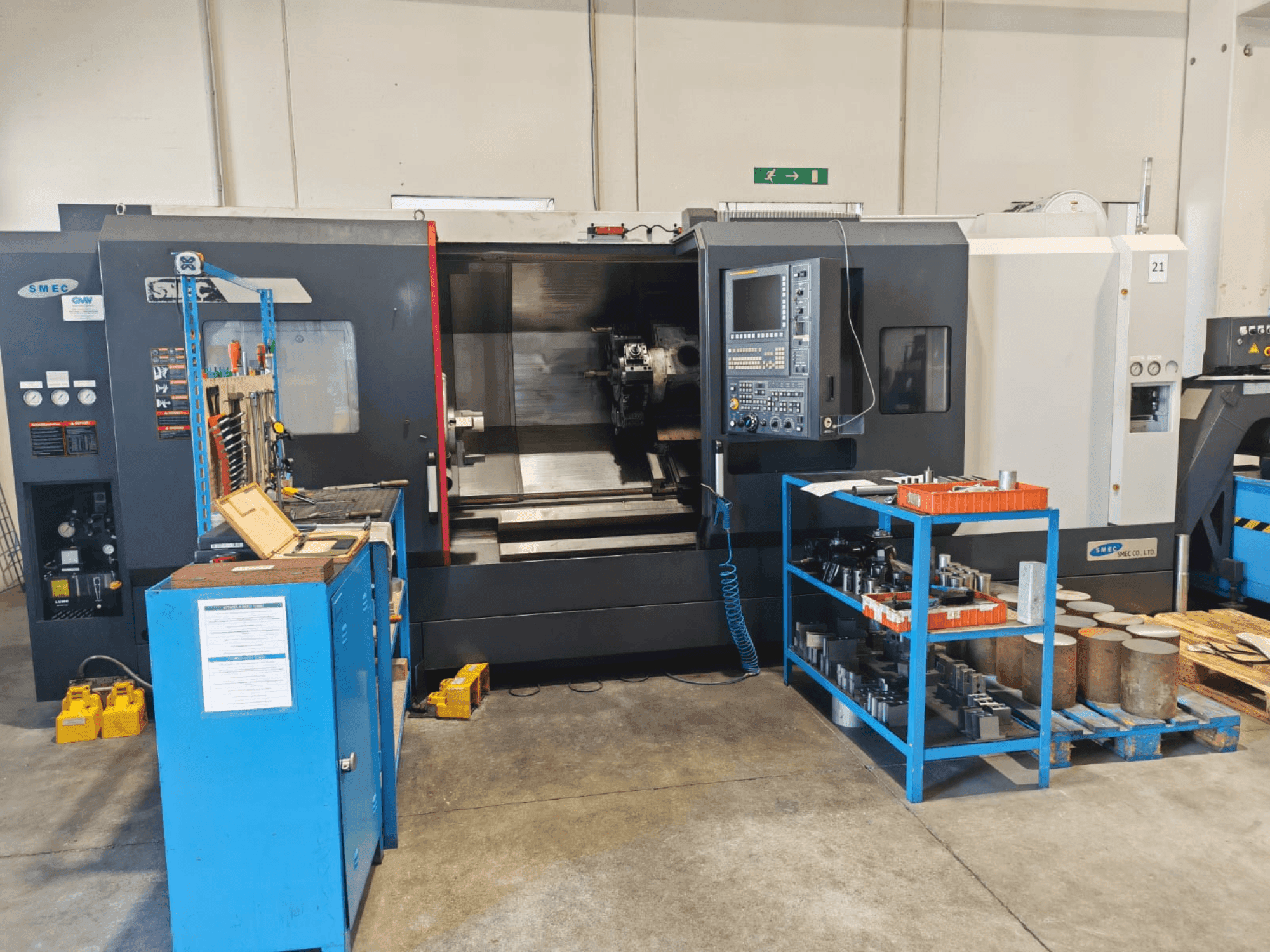 Koneen SMEC Samsung 3500 XLY etunäkymä