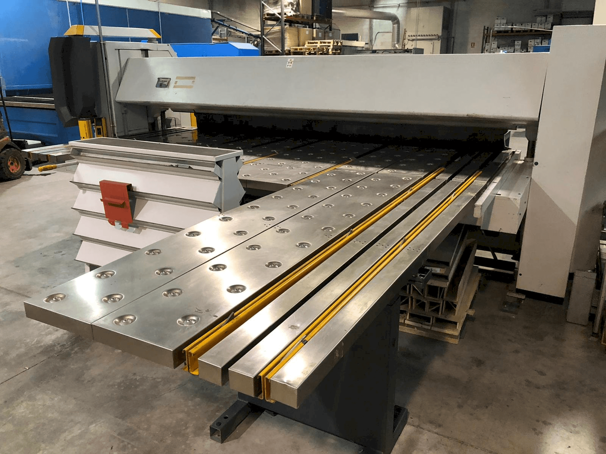 Koneen RAS Flexibend 73.30 etunäkymä