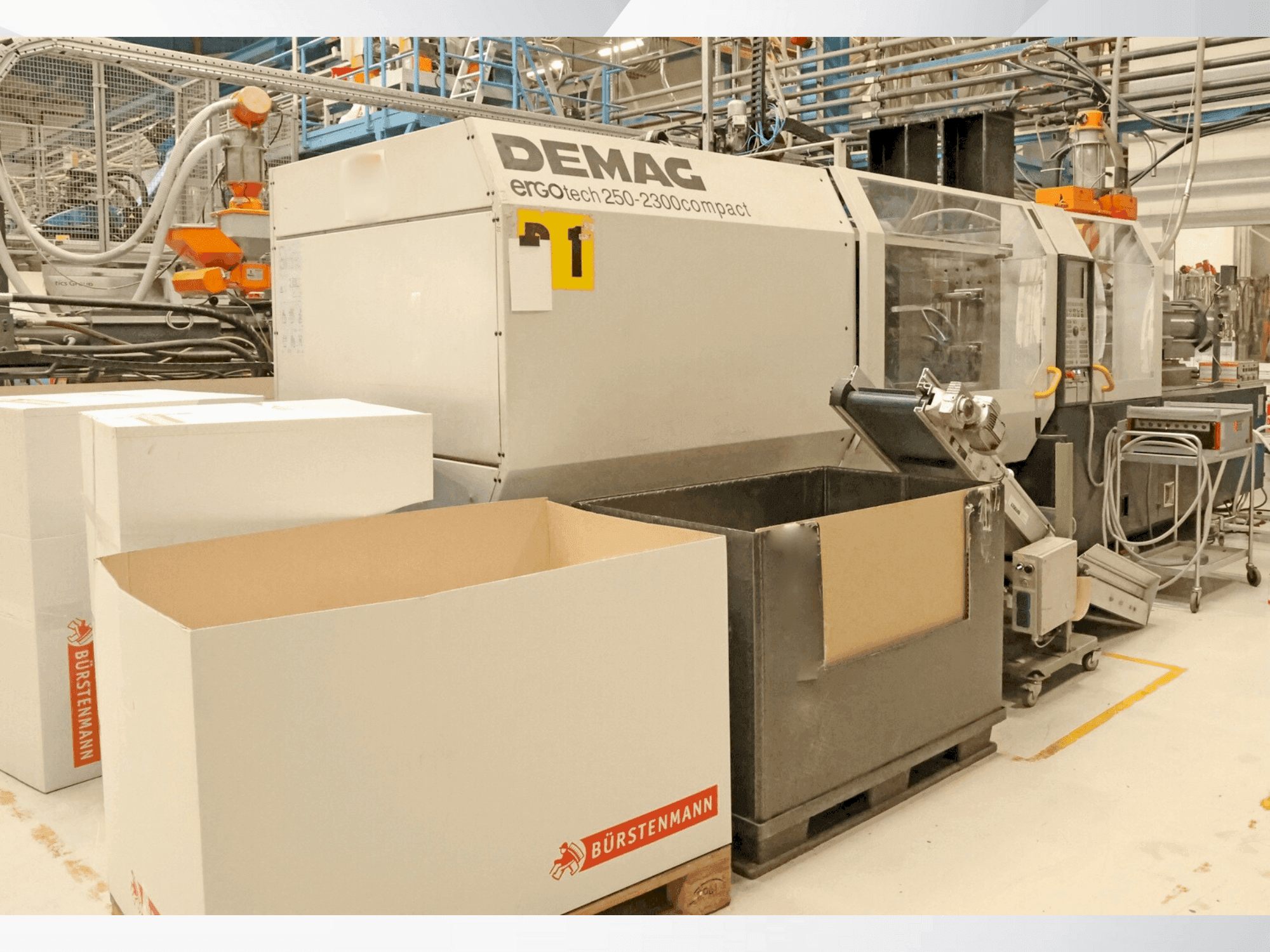 Koneen DEMAG Ergotech ET 250-2300 NC 4 compact etunäkymä