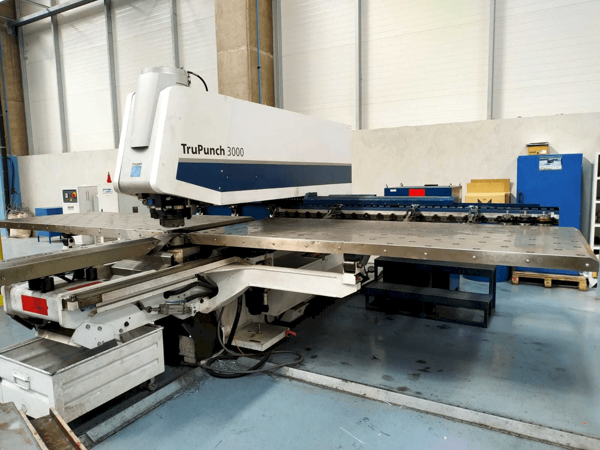 Koneen Trumpf TruPunch 3000 etunäkymä