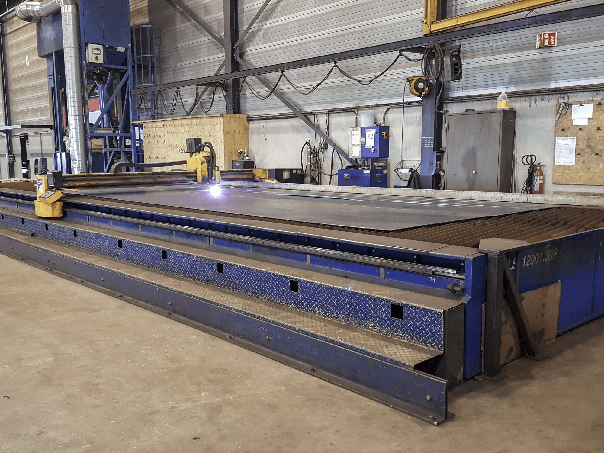 Koneen 1 MicroStep oikea näkymäPLS 12001.30 P