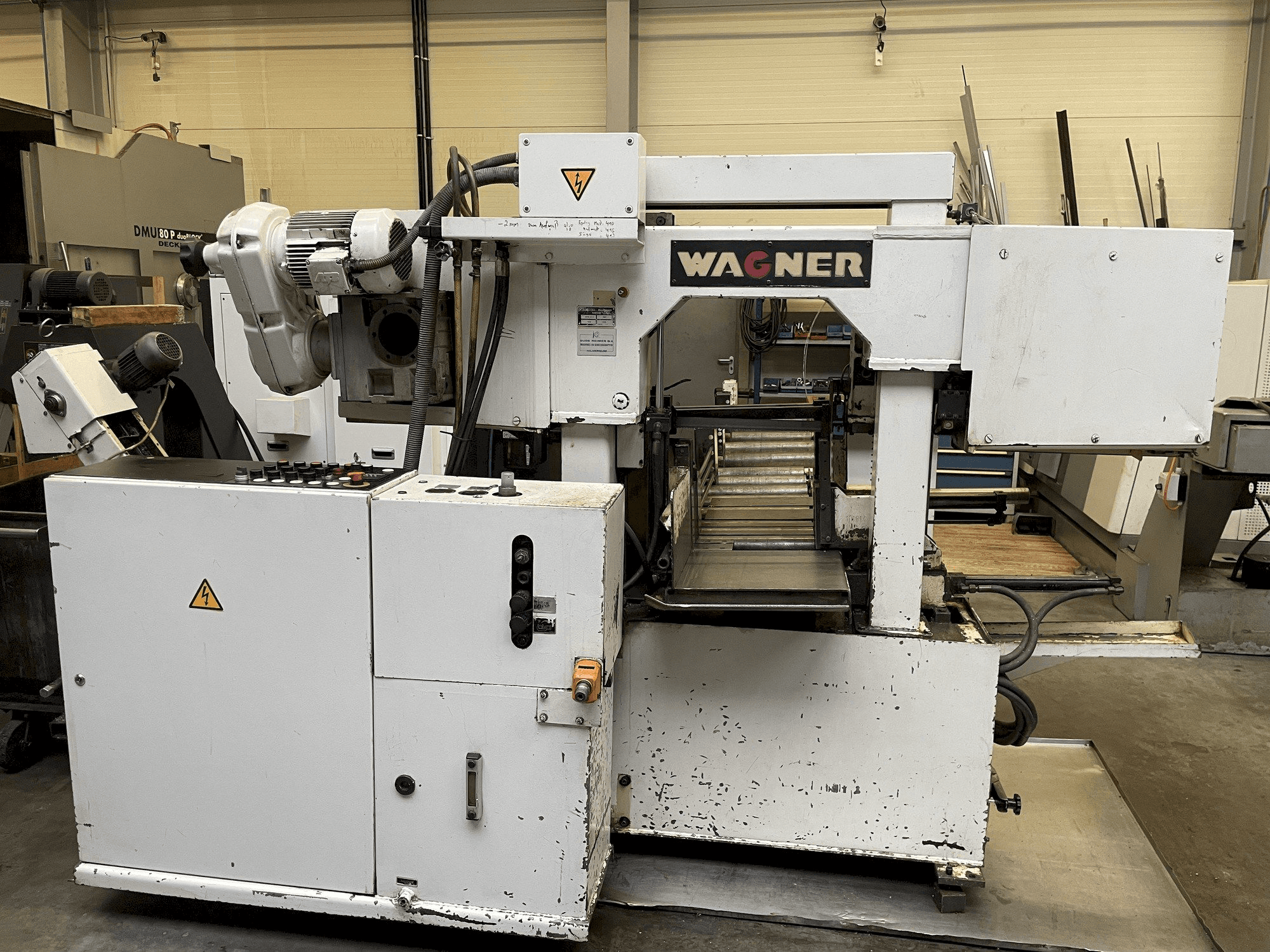 Koneen WAGNER WPB 340 A etunäkymä