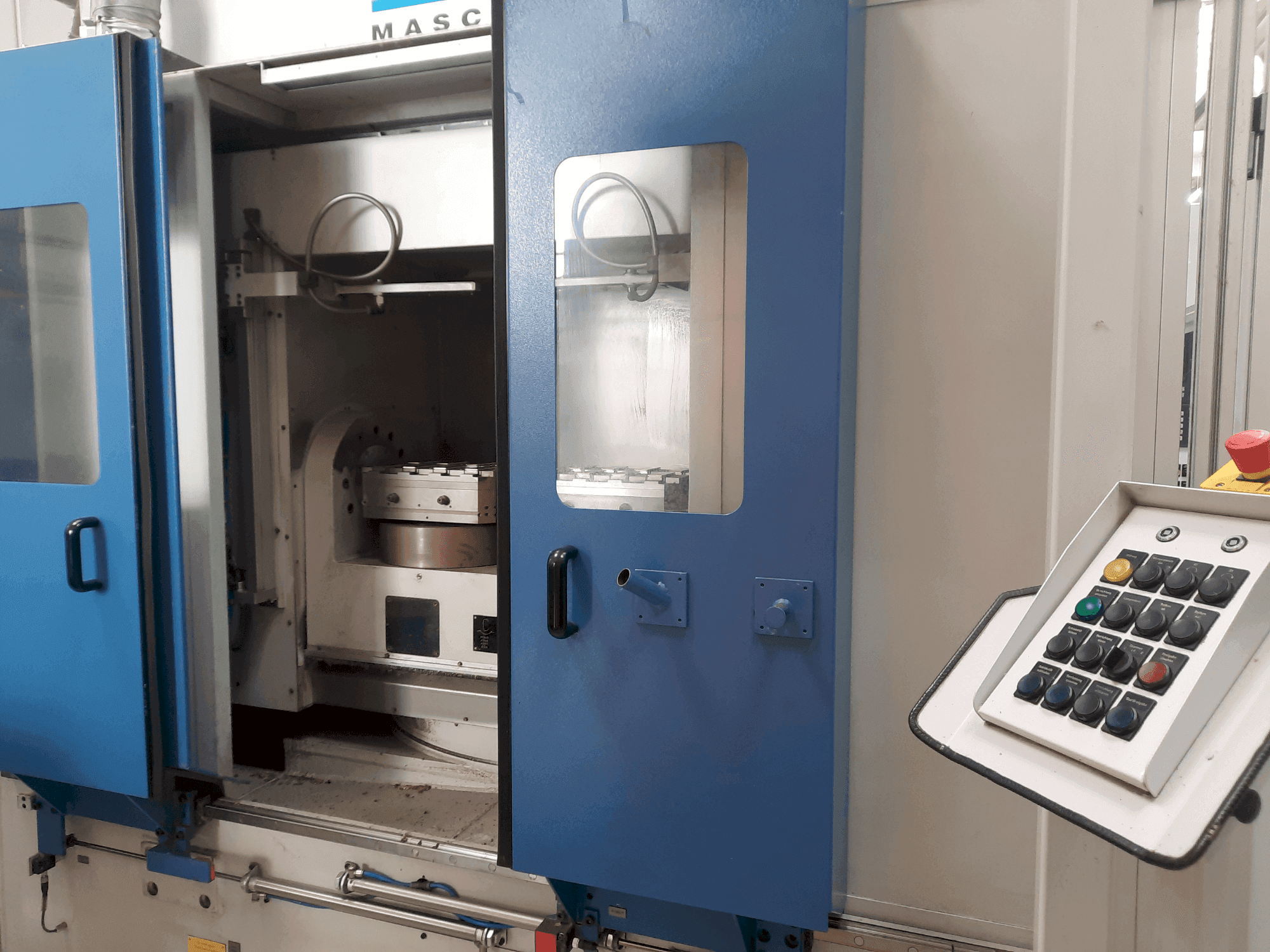 Koneen SCHMID SE 371 etunäkymä