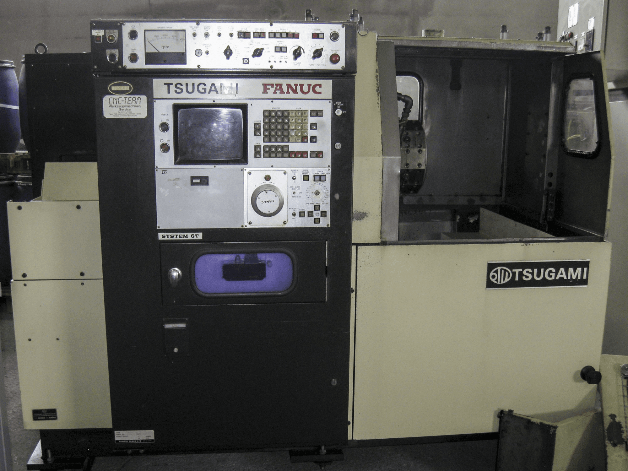 Koneen TSUGAMI etunäkymäT-NCM 45/160