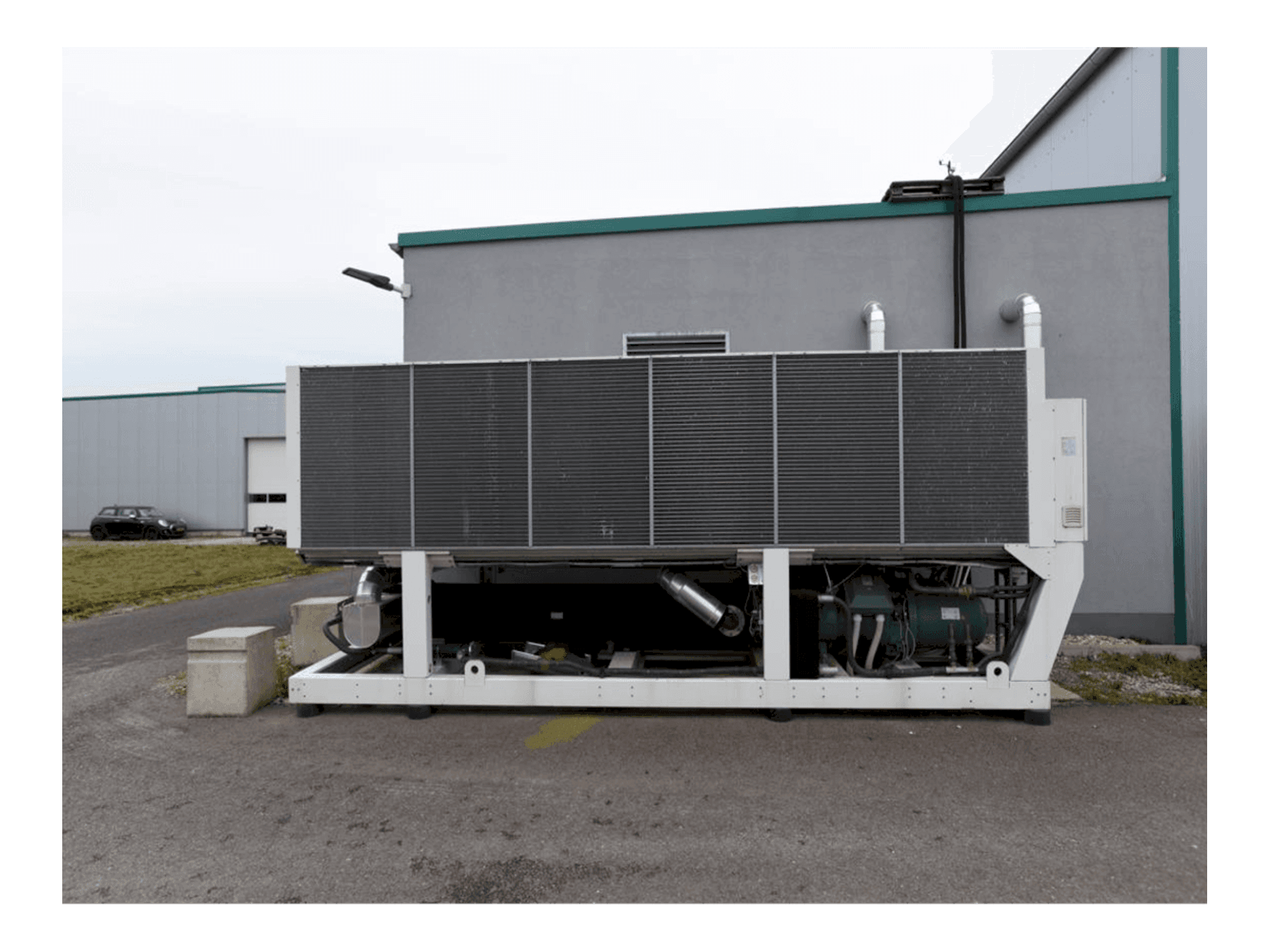 Koneen Mitsubishi Electric Glider Evo CLA 660 etunäkymä