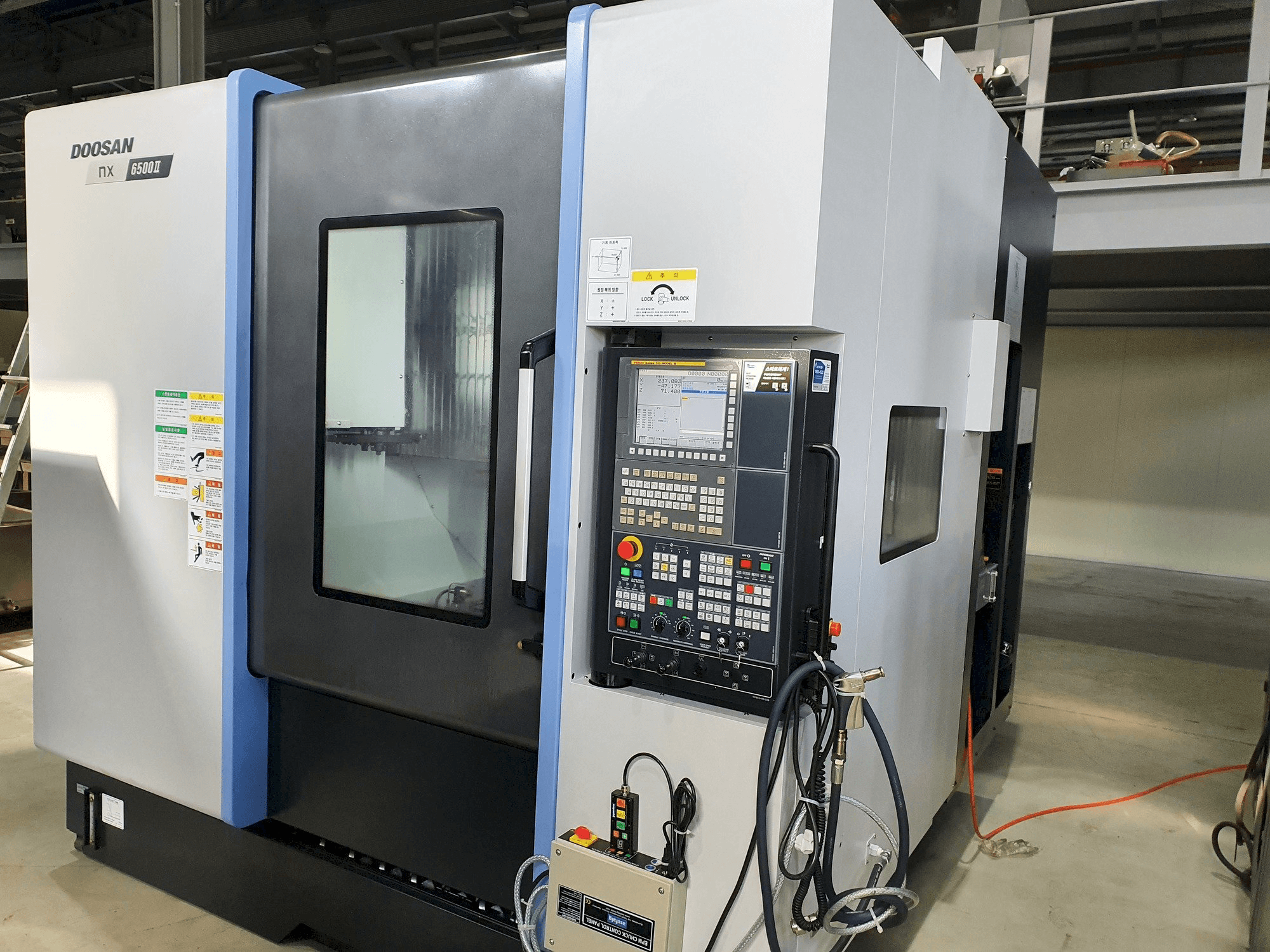 Koneen Doosan NX6500Ⅱ etunäkymä