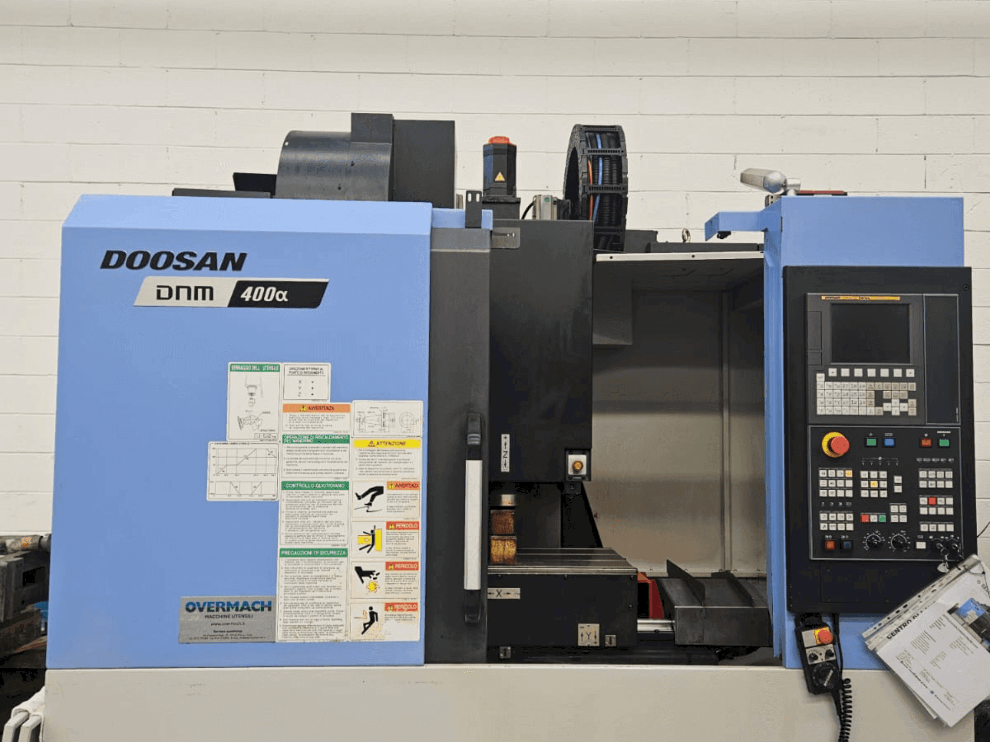 Koneen DOOSAN DNM 400 alpha etunäkymä