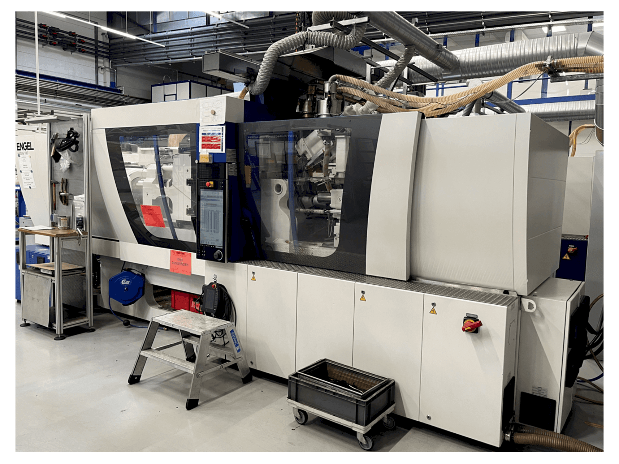 Koneen Engel Victory 200H 60W 180 etunäkymä