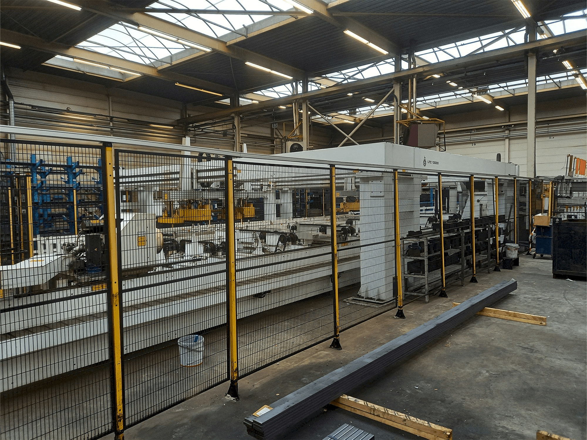 Koneen Balliu LTC 13000 etunäkymä