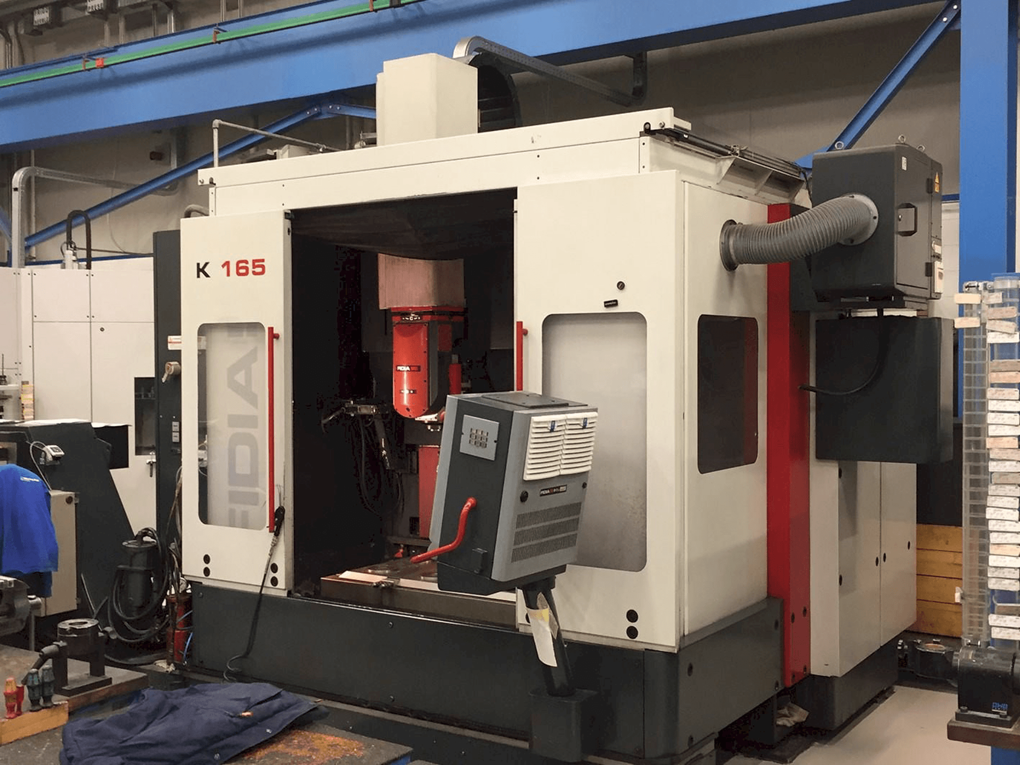 Koneen Fidia K165 BSH etunäkymä