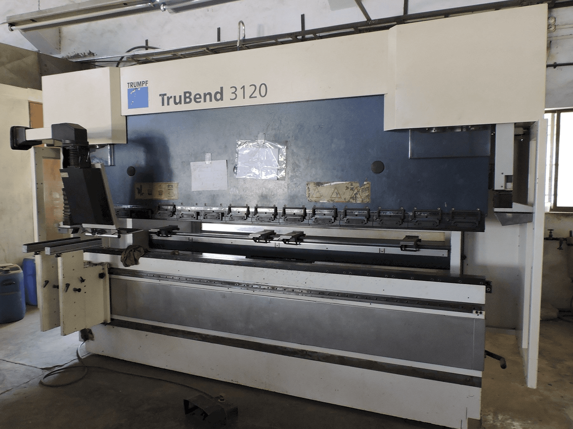 Koneen Trumpf etunäkymä TruBend 3120