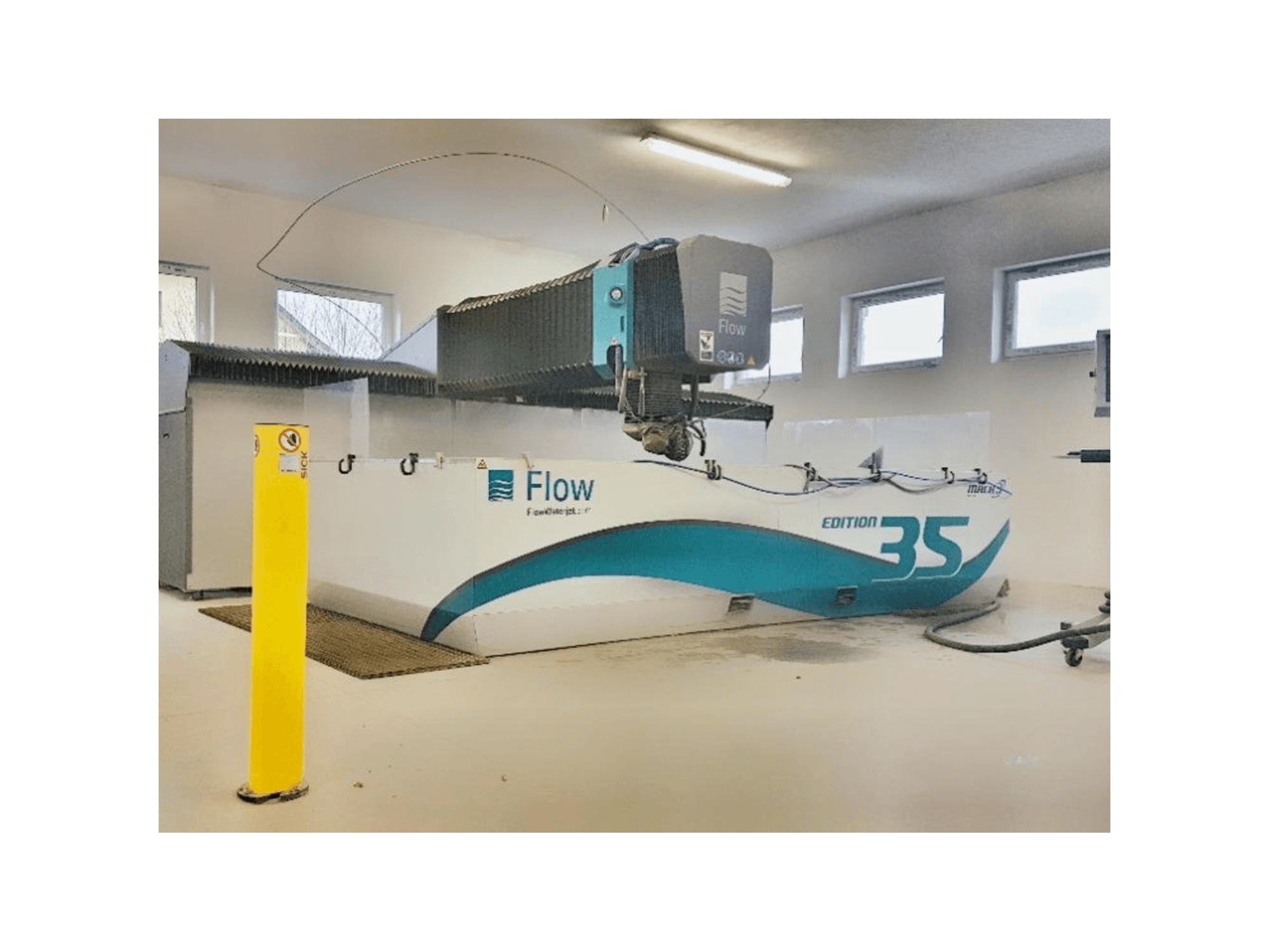 Koneen Flow MACH 3-4020b Edition 35 etunäkymä