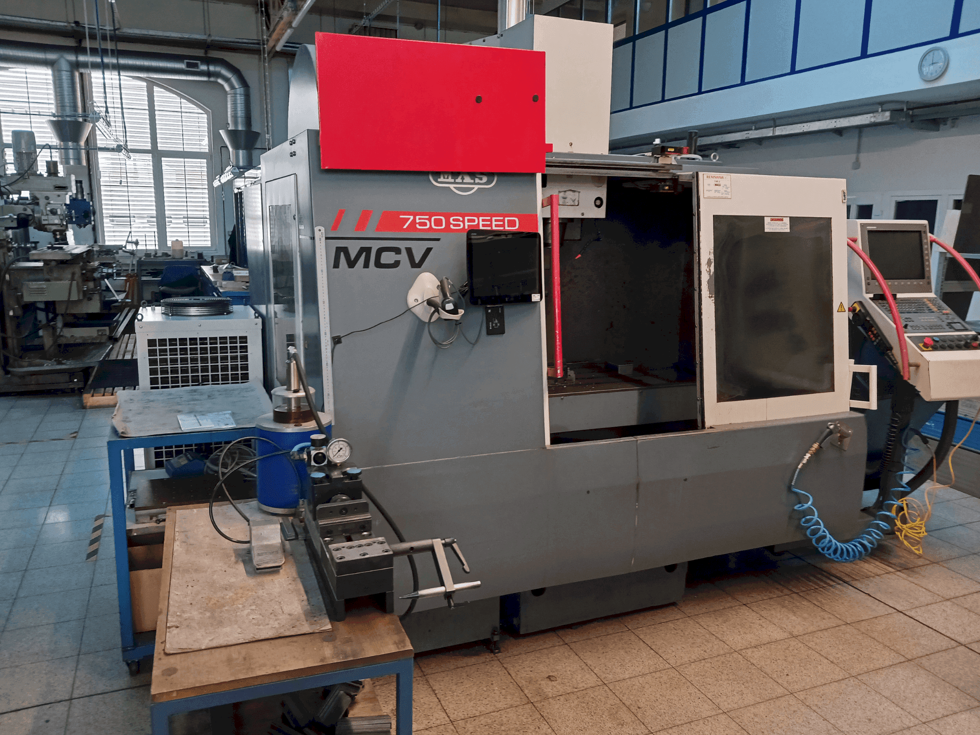 Koneen KOVOSVIT MAS MCV 750 Speed etunäkymä