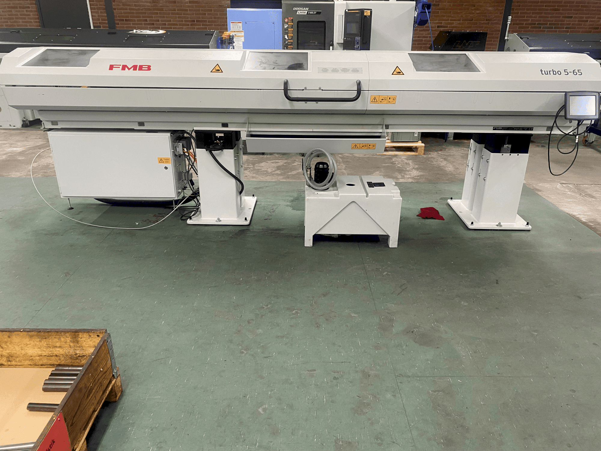 Koneen FMB Turbo 5-65 etunäkymä