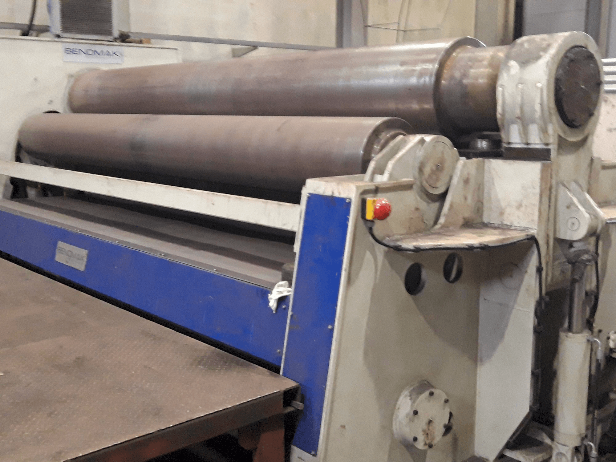 Koneen BENDMAK CY4R-HHS 450-35/33-4 etunäkymä