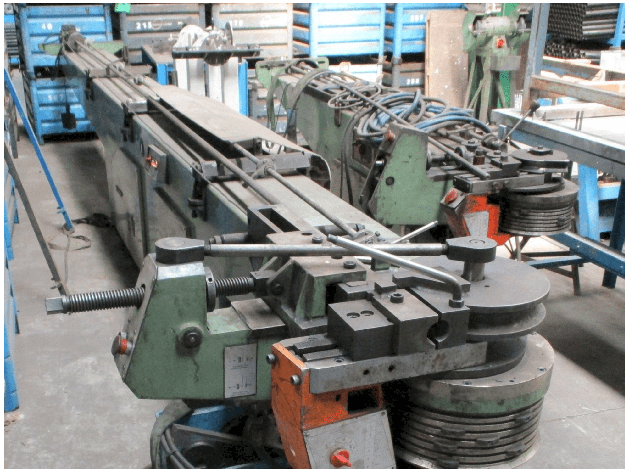 Koneen Tejero 55AHC etunäkymä