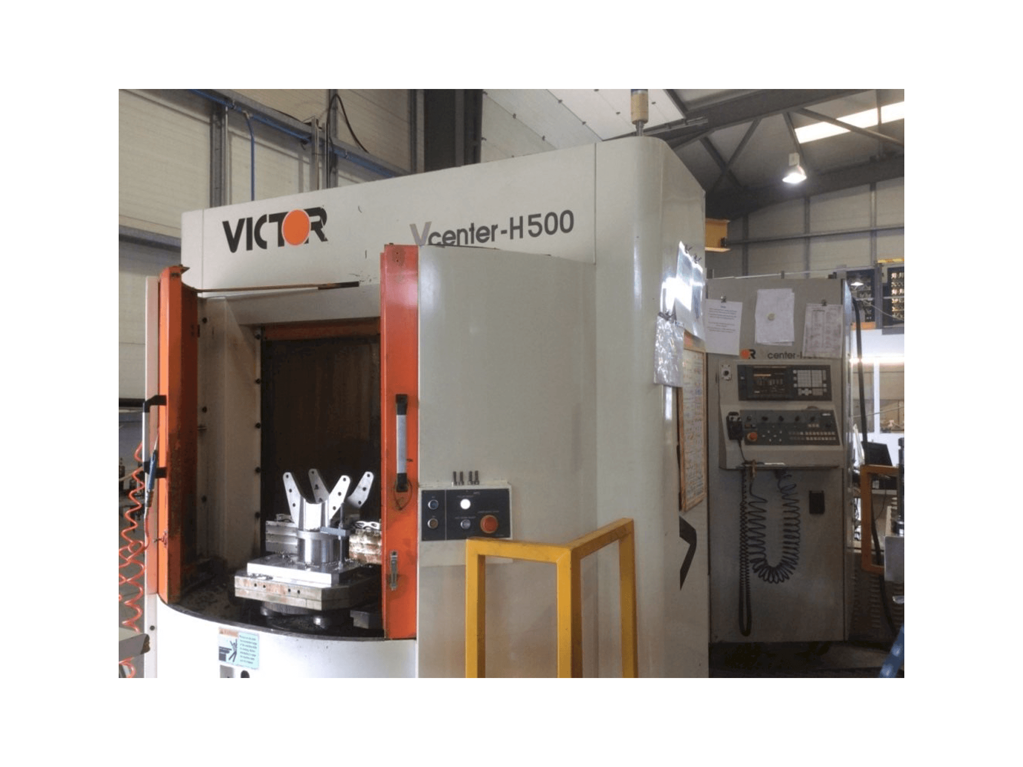 Koneen Victor H 500 etunäkymä