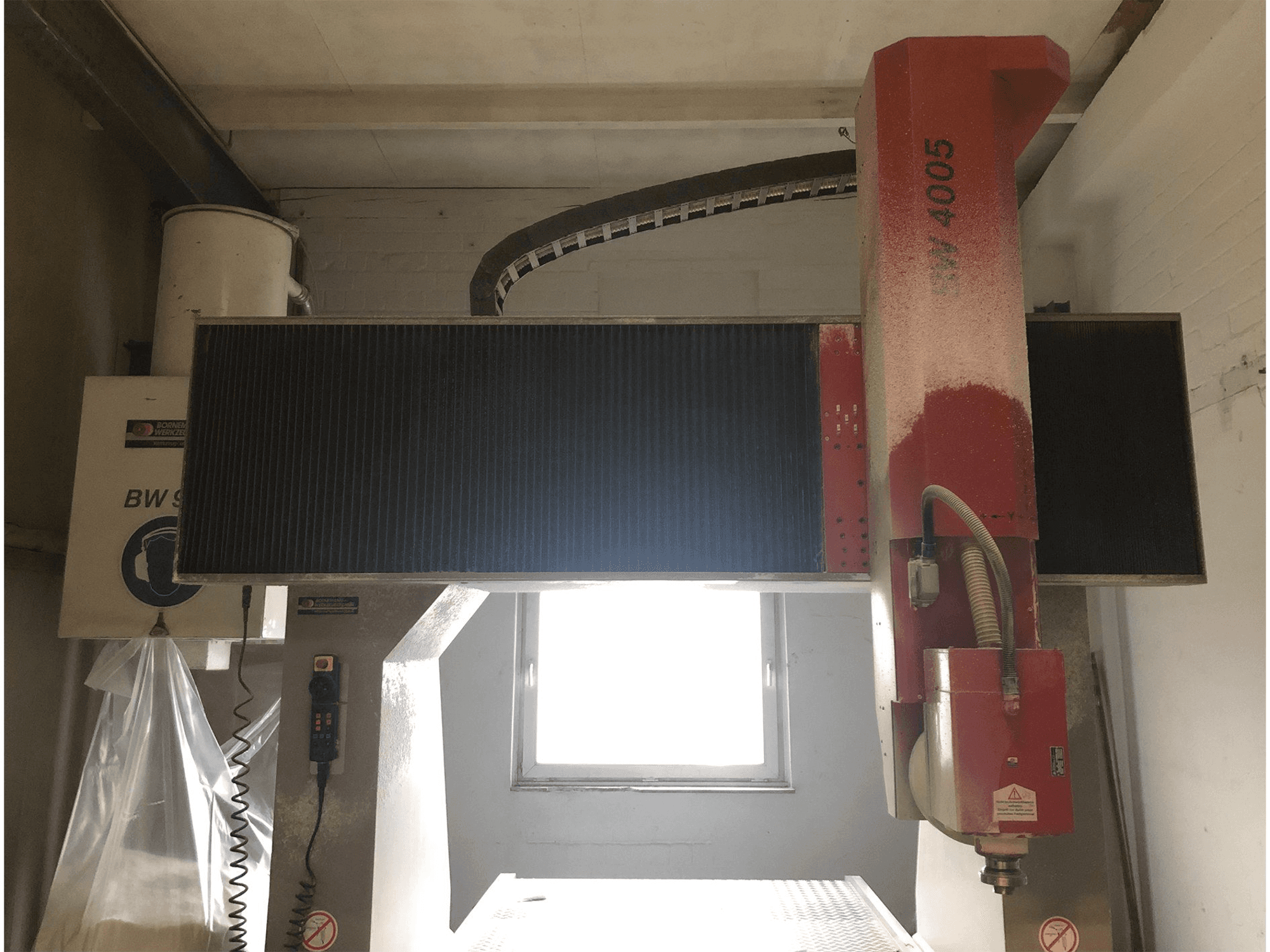 Koneen BORNEMANN BW 4005 etunäkymä