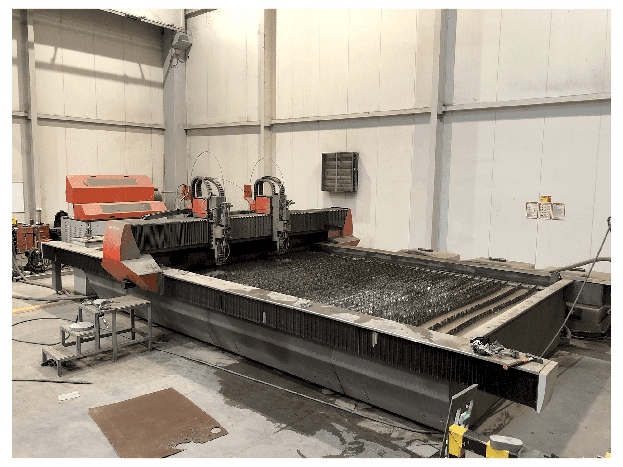 Koneen Bystronic ByJet Flex 6030 etunäkymä
