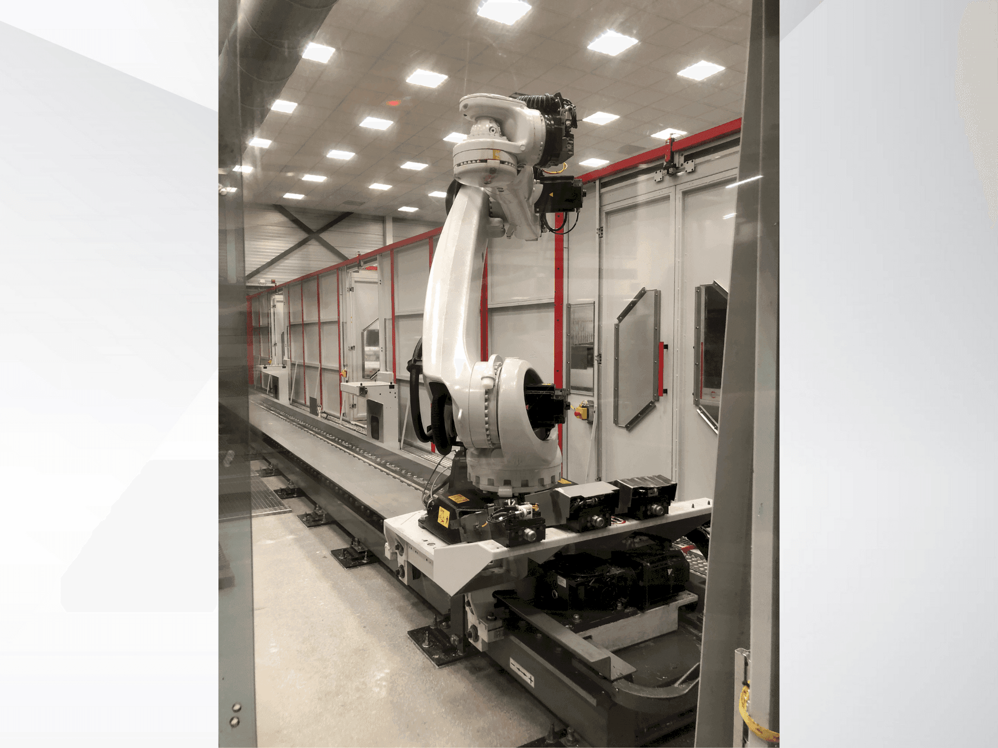 Koneen HERMLE Cell etunäkymä