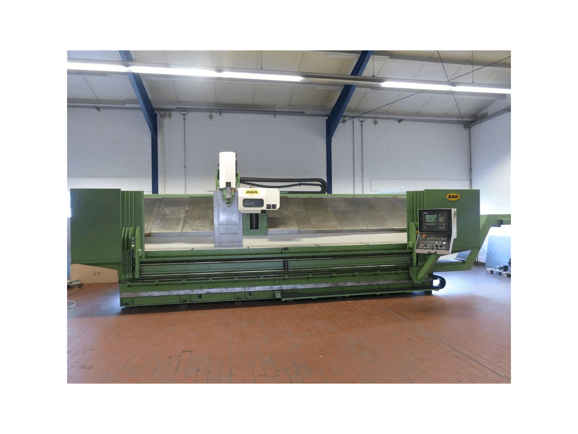 Koneen AXA VSC 1-5000M/E etunäkymä