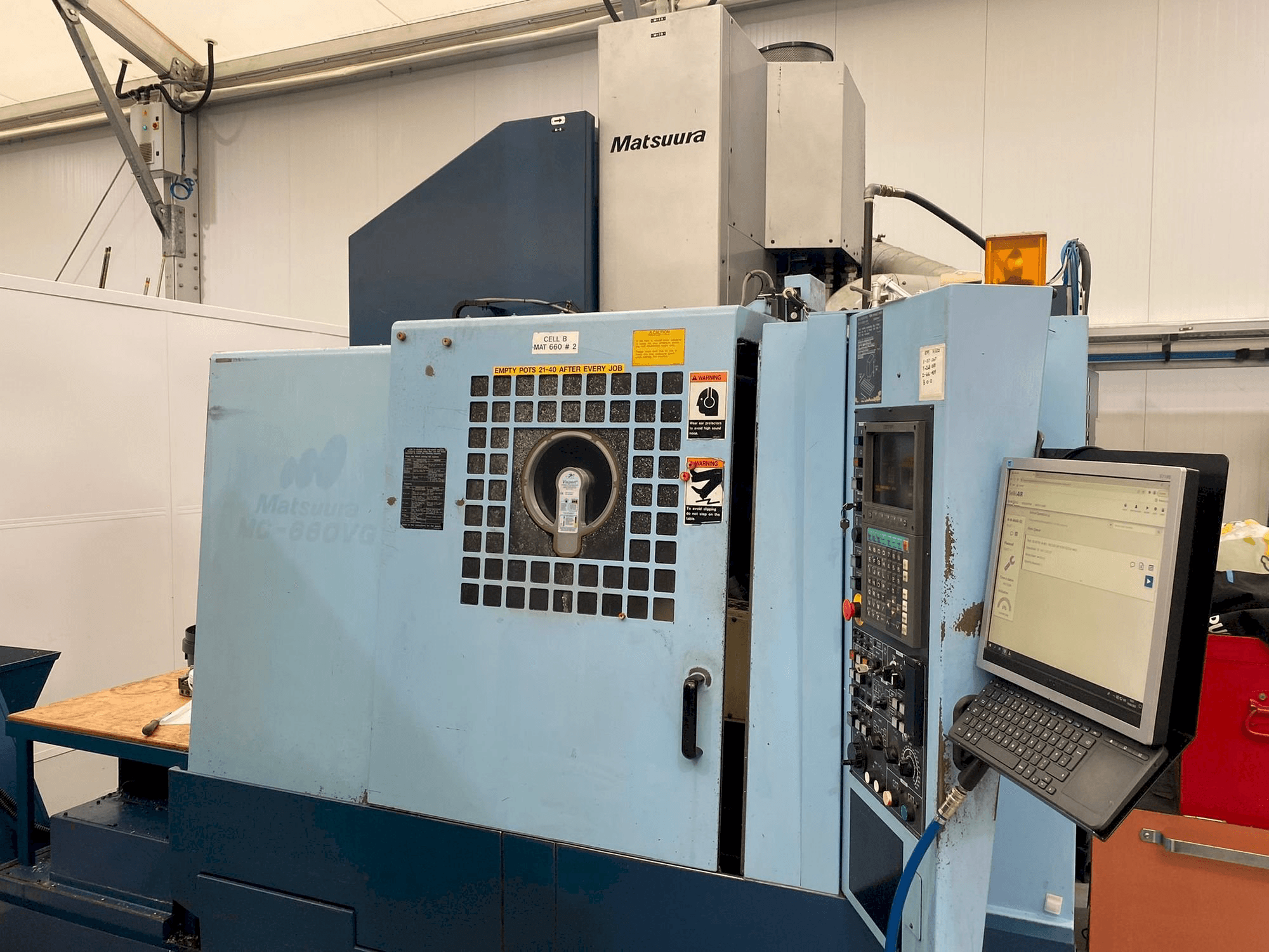 Koneen Matsuura MC-660VG etunäkymä