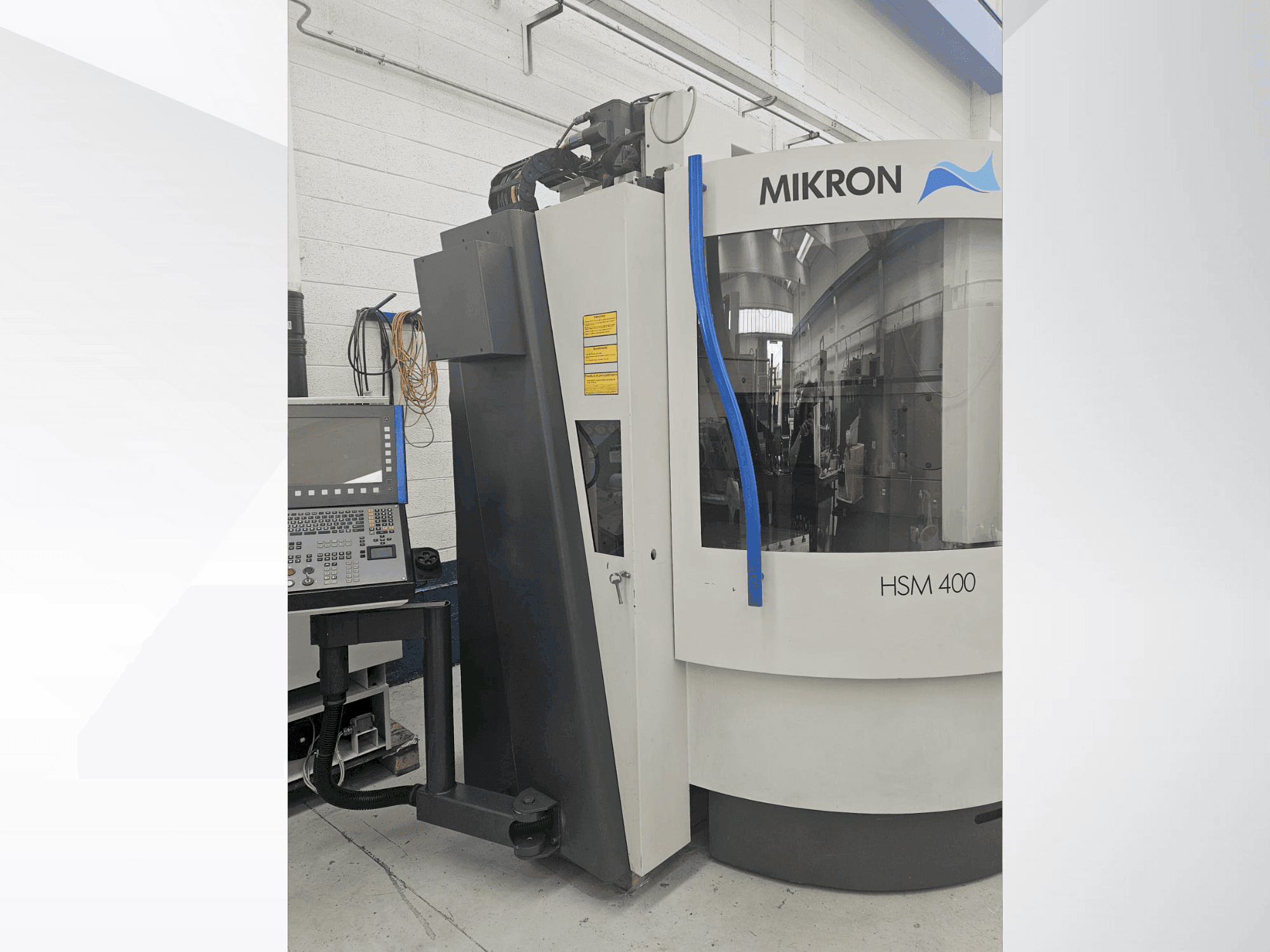 Koneen MIKRON HSM 400 etunäkymä