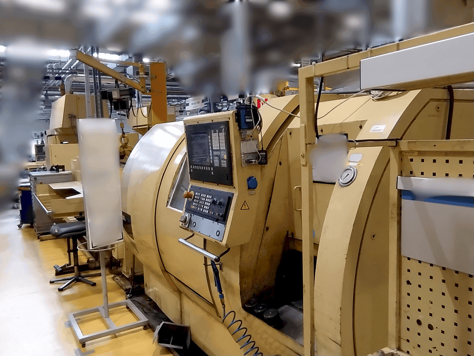 Koneen TRENS SBL 500 CNC etunäkymä