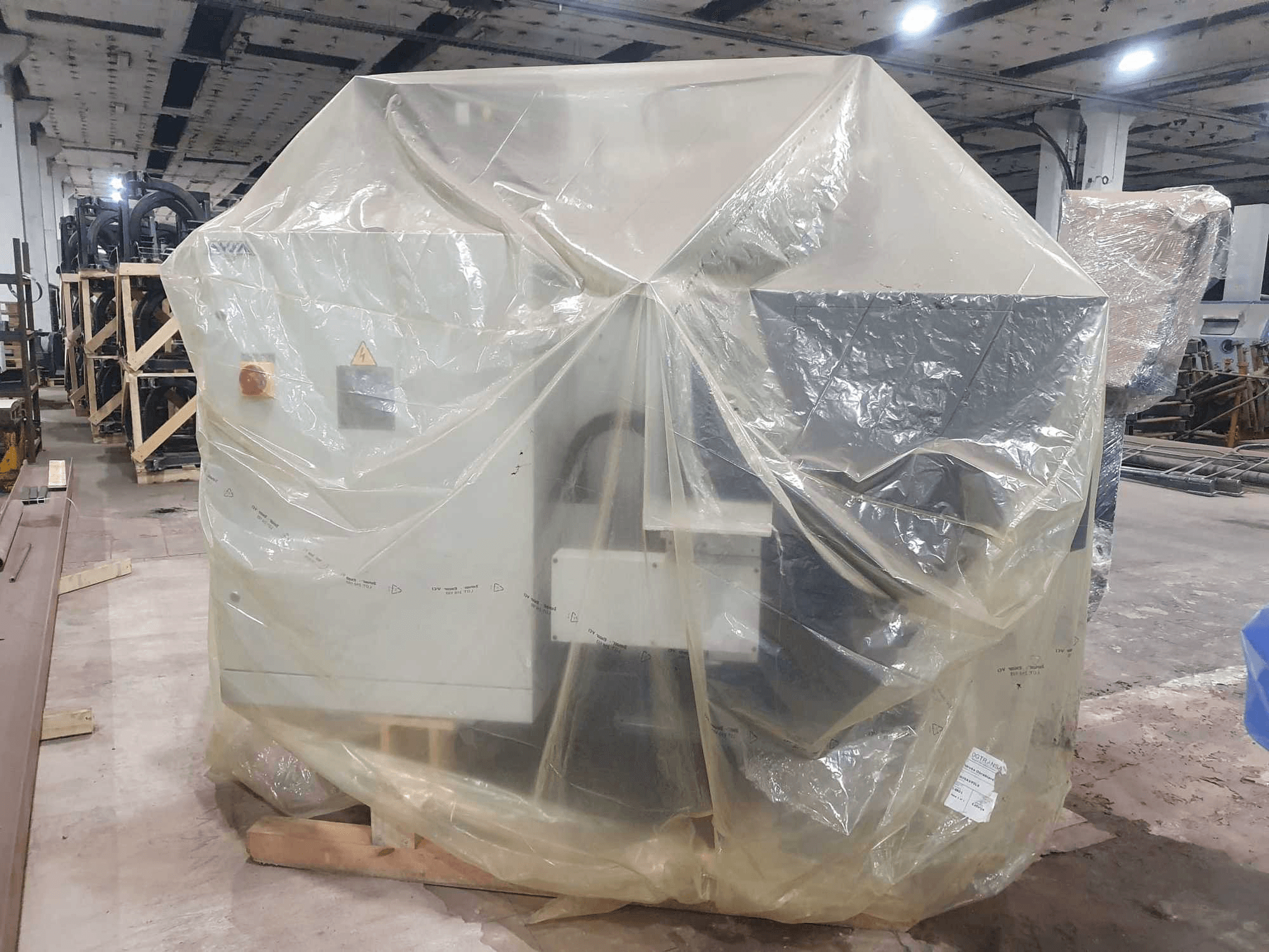 Koneen Avia FOP FNE 50P etunäkymä