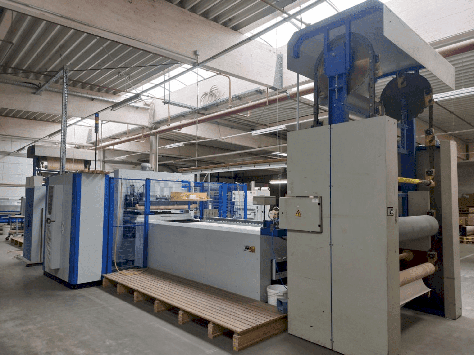 Koneen WEMHÖNER Variopress Basic 1000S etunäkymä