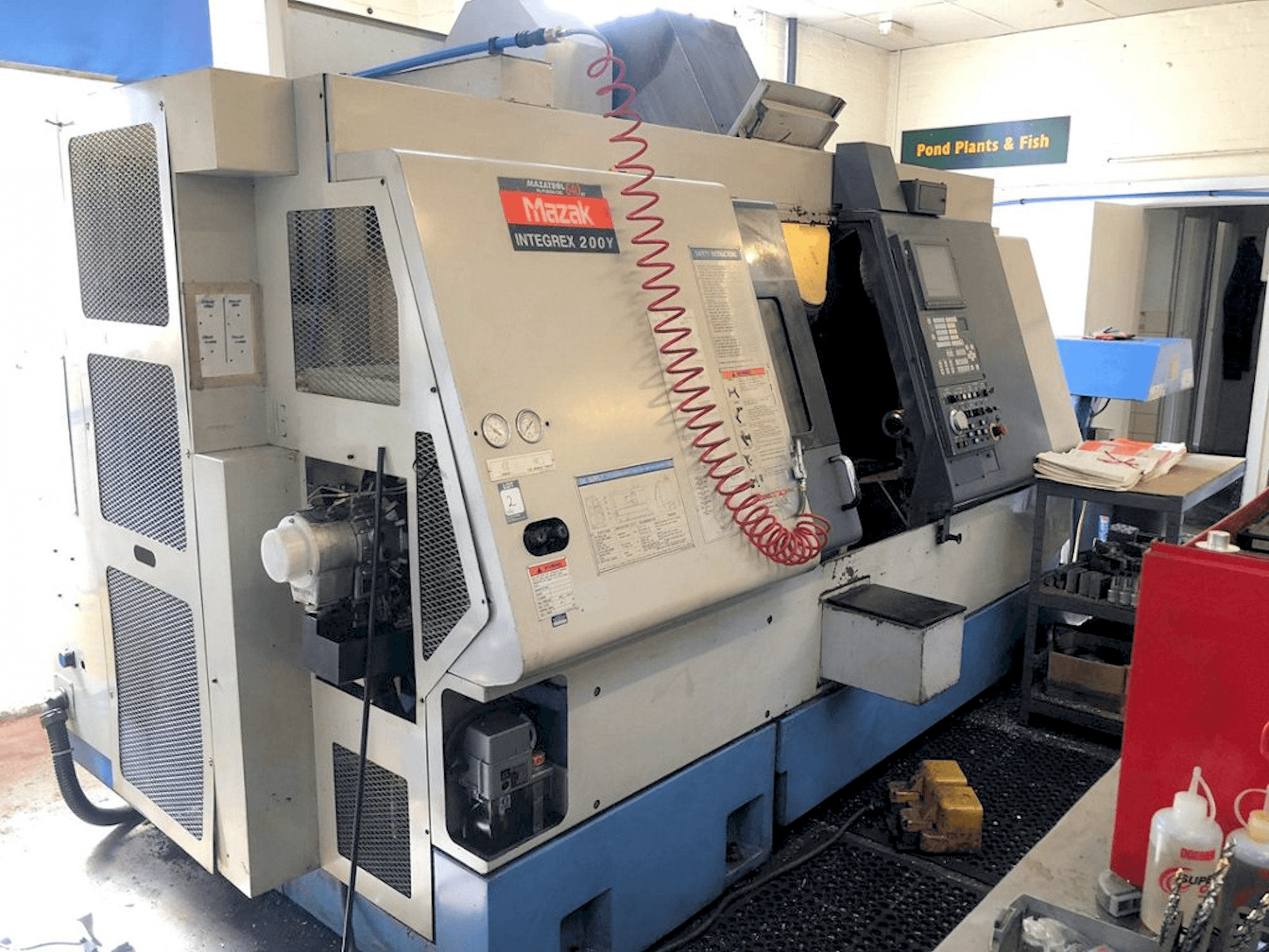 Koneen Mazak Integrex 200Y etunäkymä