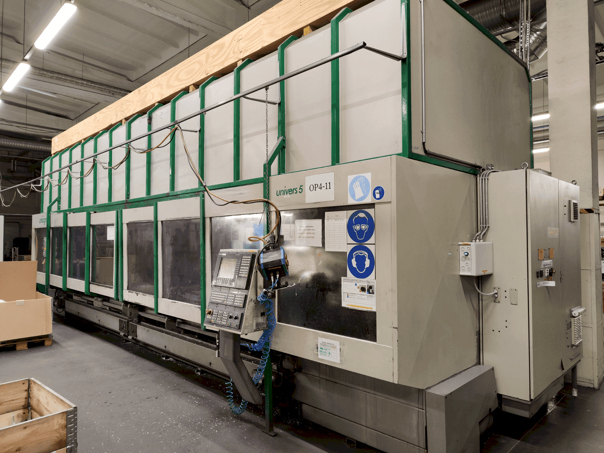 Koneen Unisign UNIVERS 5 etunäkymä