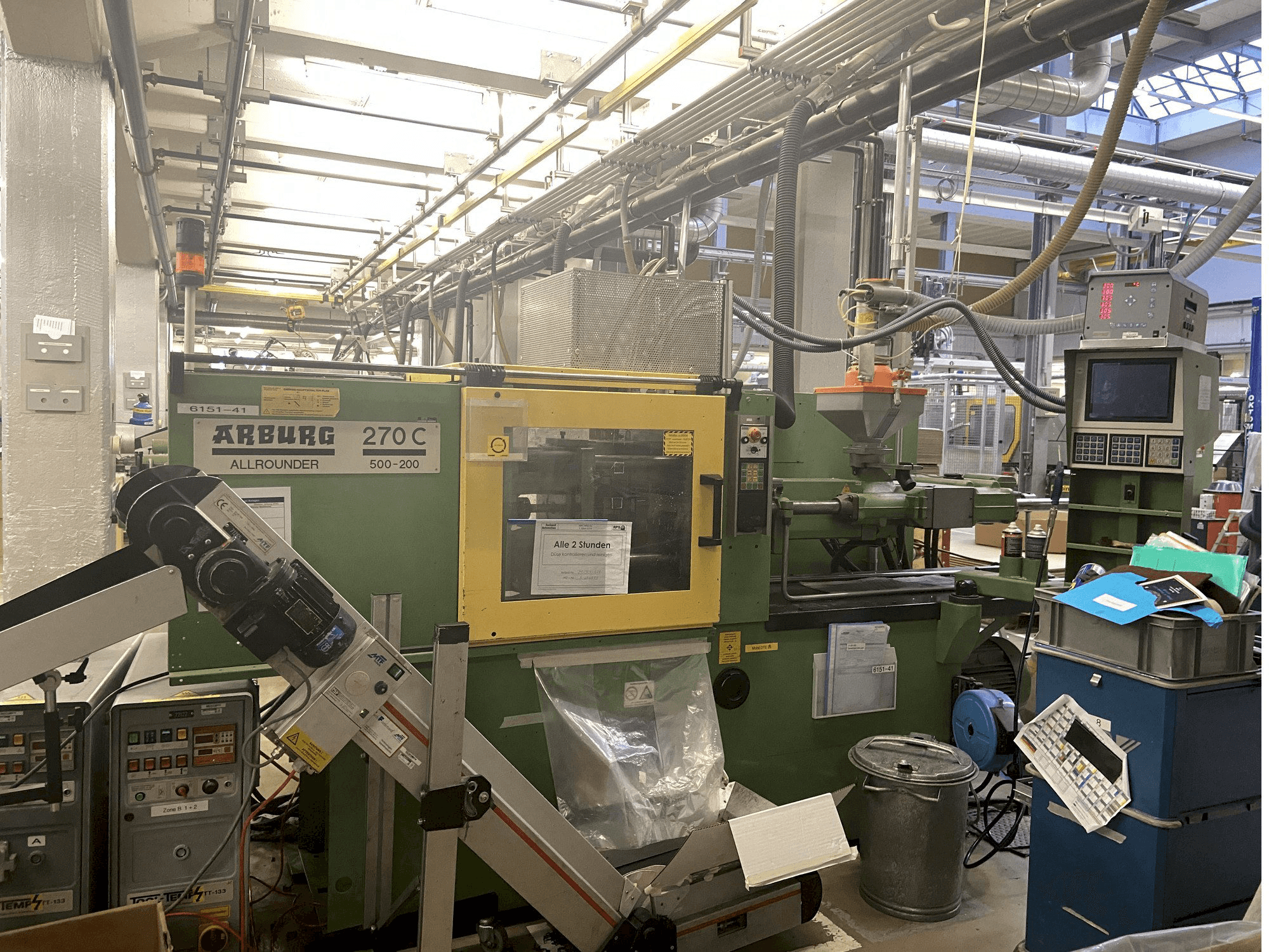 Koneen Arburg ALLROUNDER 270 C 500 - 200 etunäkymä