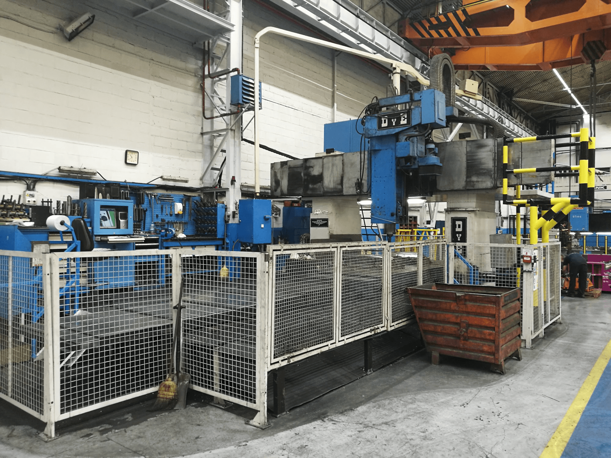 Koneen DYE oikea näkymäFPF-2-N/C