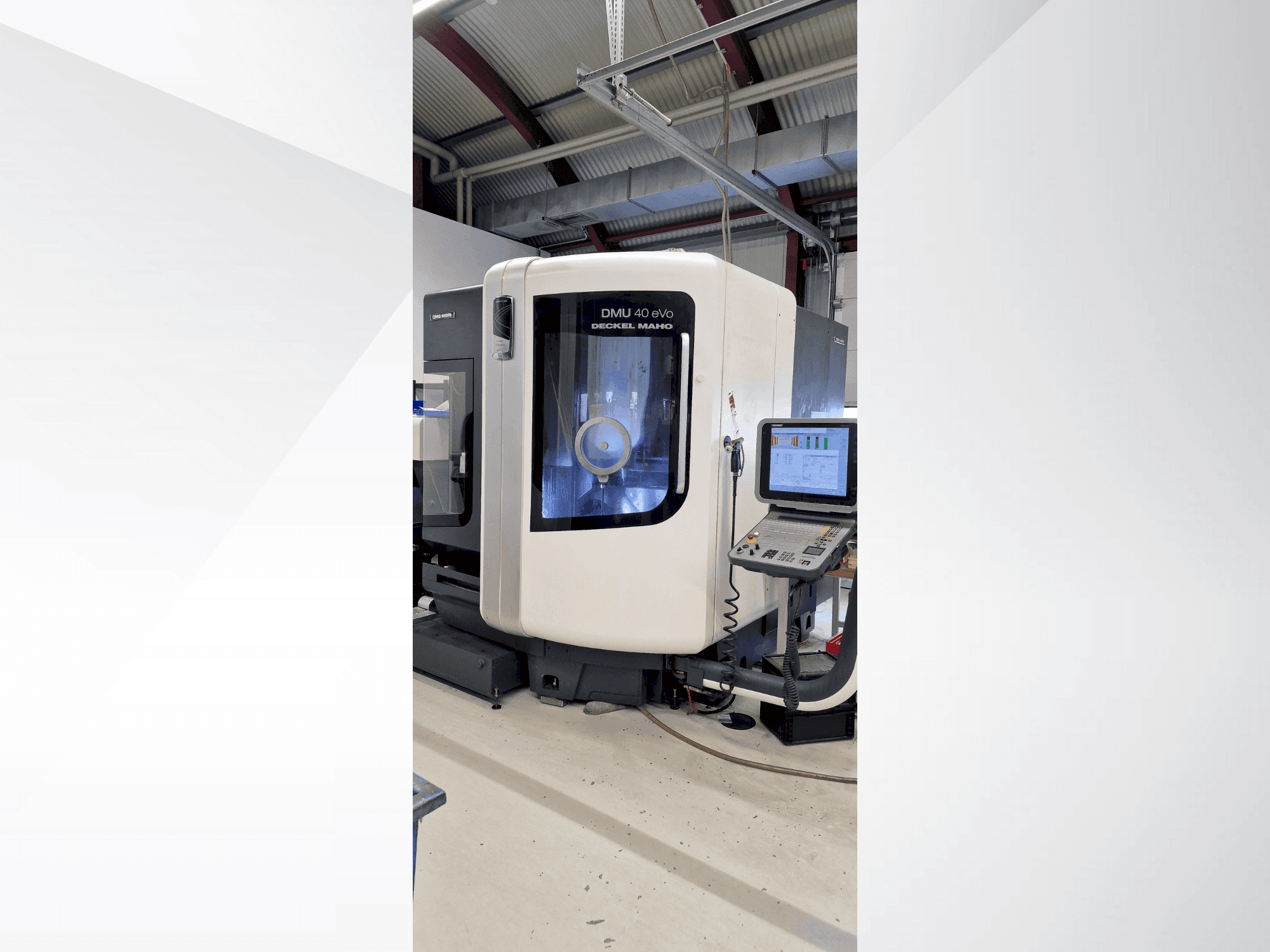 Koneen DMG DECKEL MAHO DMU 40 evo etunäkymä